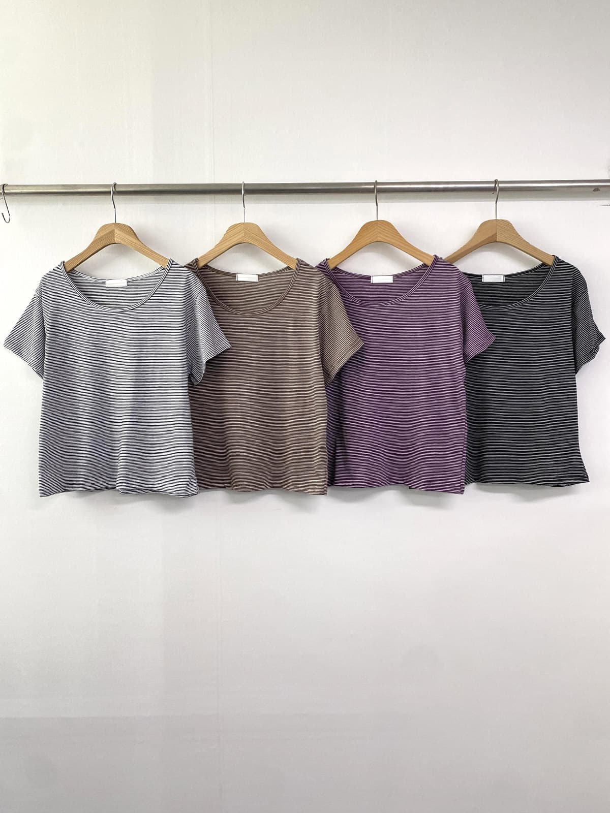 Milk Striped T-shirt (Basic Striped T-shirt, Round Neck, Semi-formal) - 이미지 12