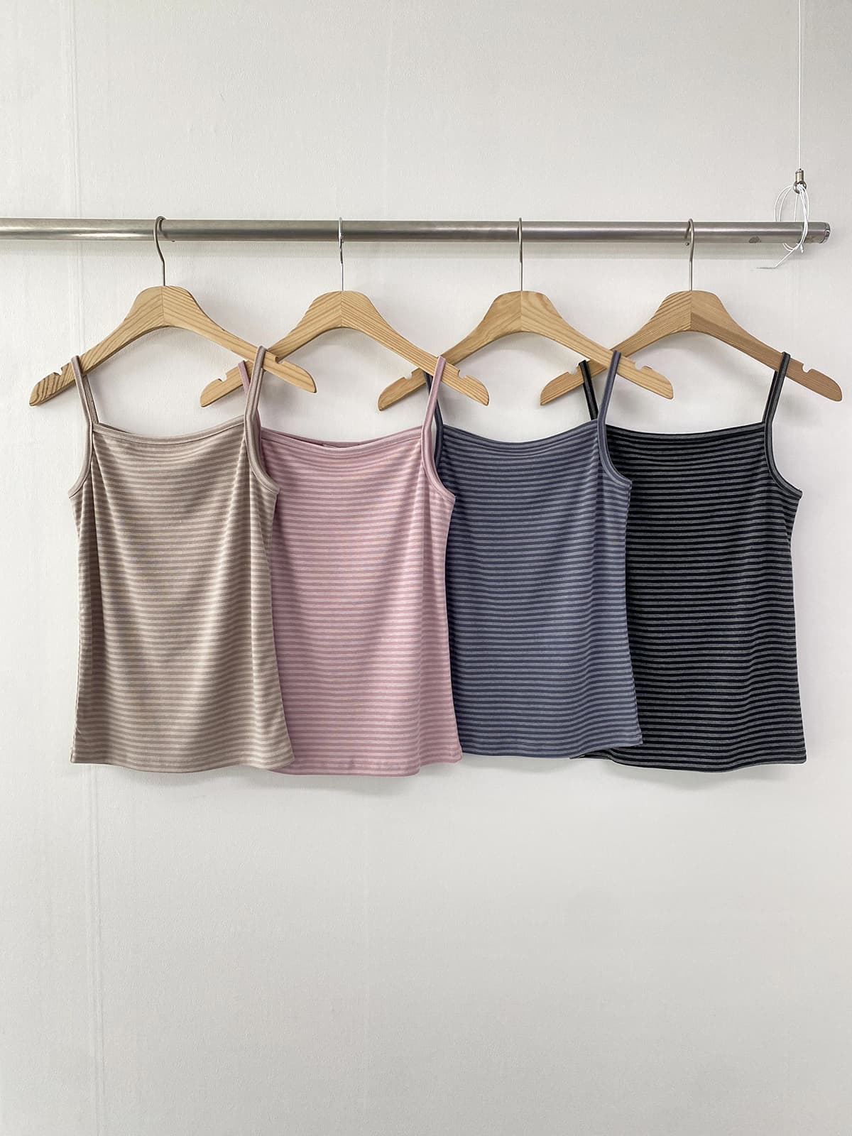Cheese Striped Sleeveless Top (Layered Spandex Straight Sleeveless Lovely Daily) - 이미지 14