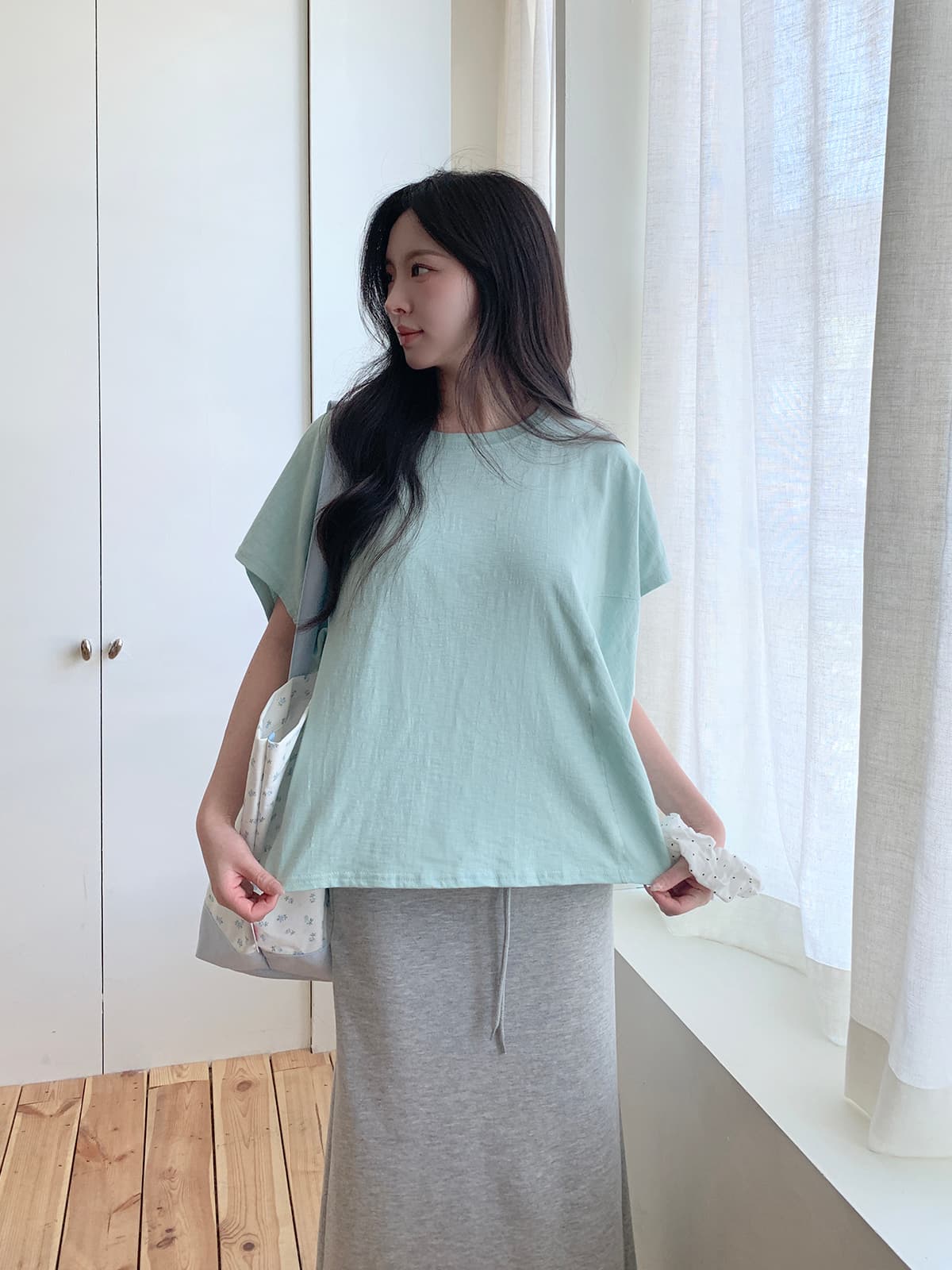 Batwing Cut T-shirt (Back Cut Loose Fit Winged T-shirt Summer Short Sleeve) - 이미지 3