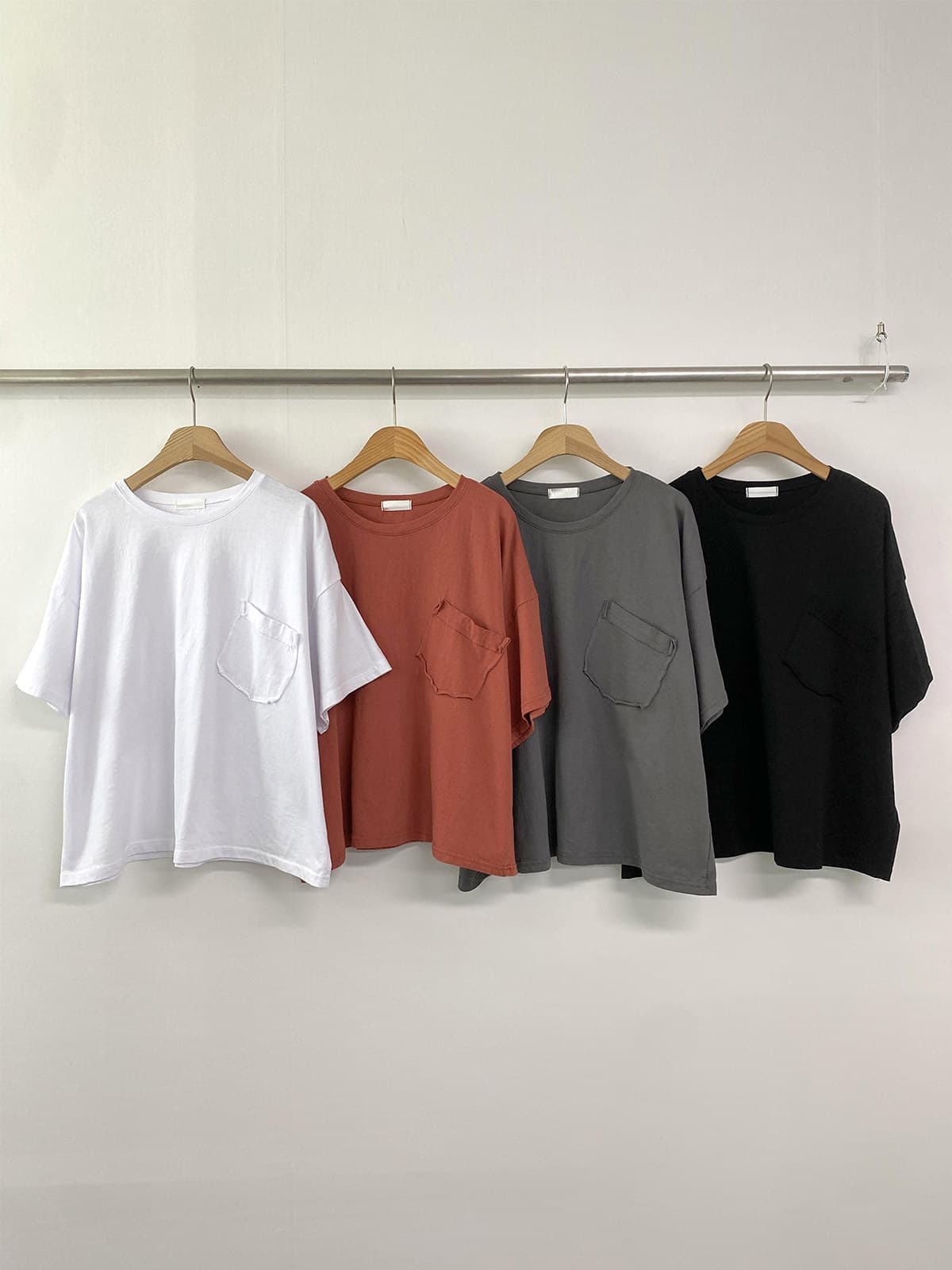 Raw Pocket Washed T-shirt (Round Neck Summer Short Sleeve T-shirt with Washed Pocket Vintage) - 이미지 15