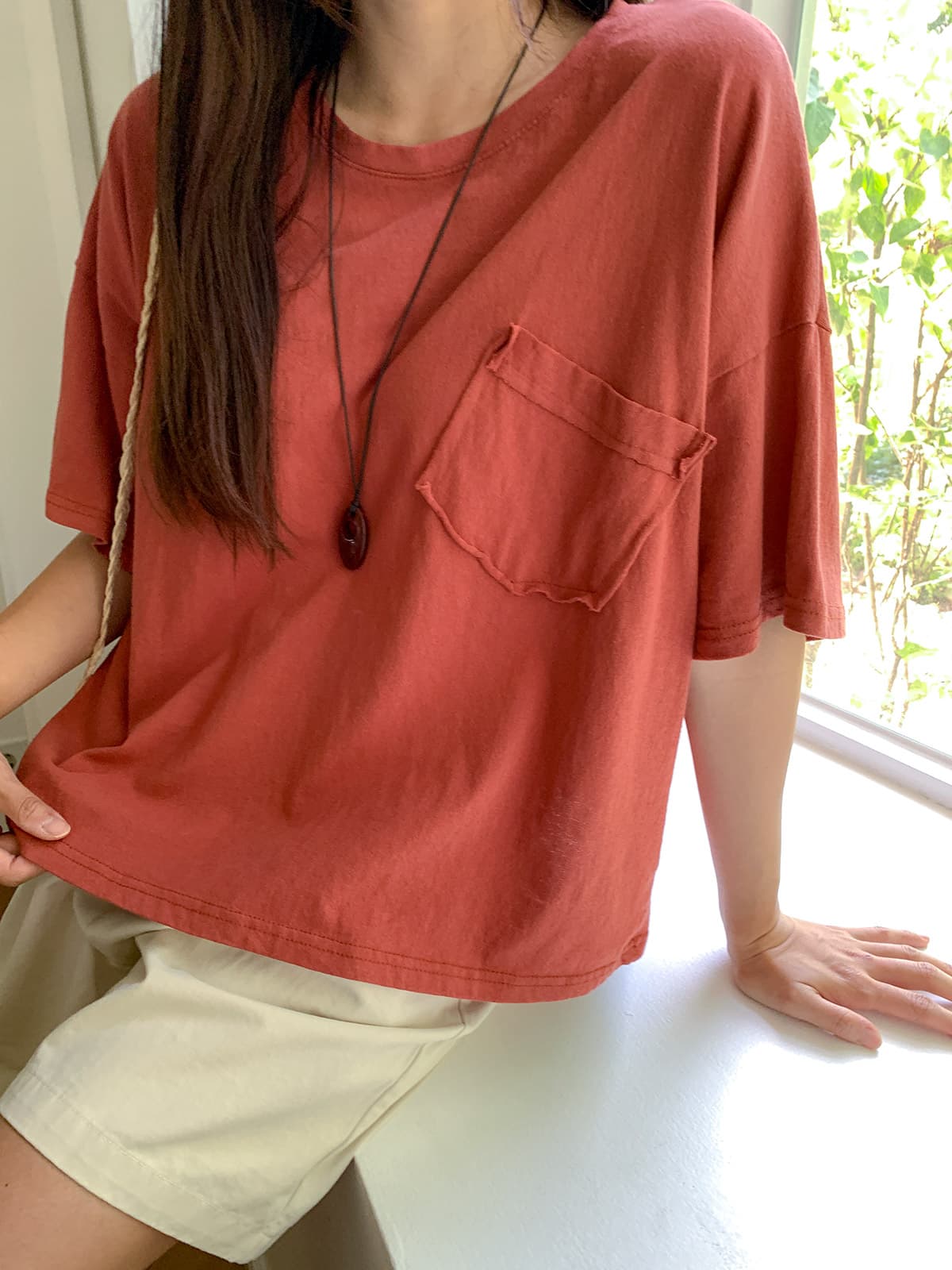 Raw Pocket Washed T-shirt (Round Neck Summer Short Sleeve T-shirt with Washed Pocket Vintage) - 이미지 2