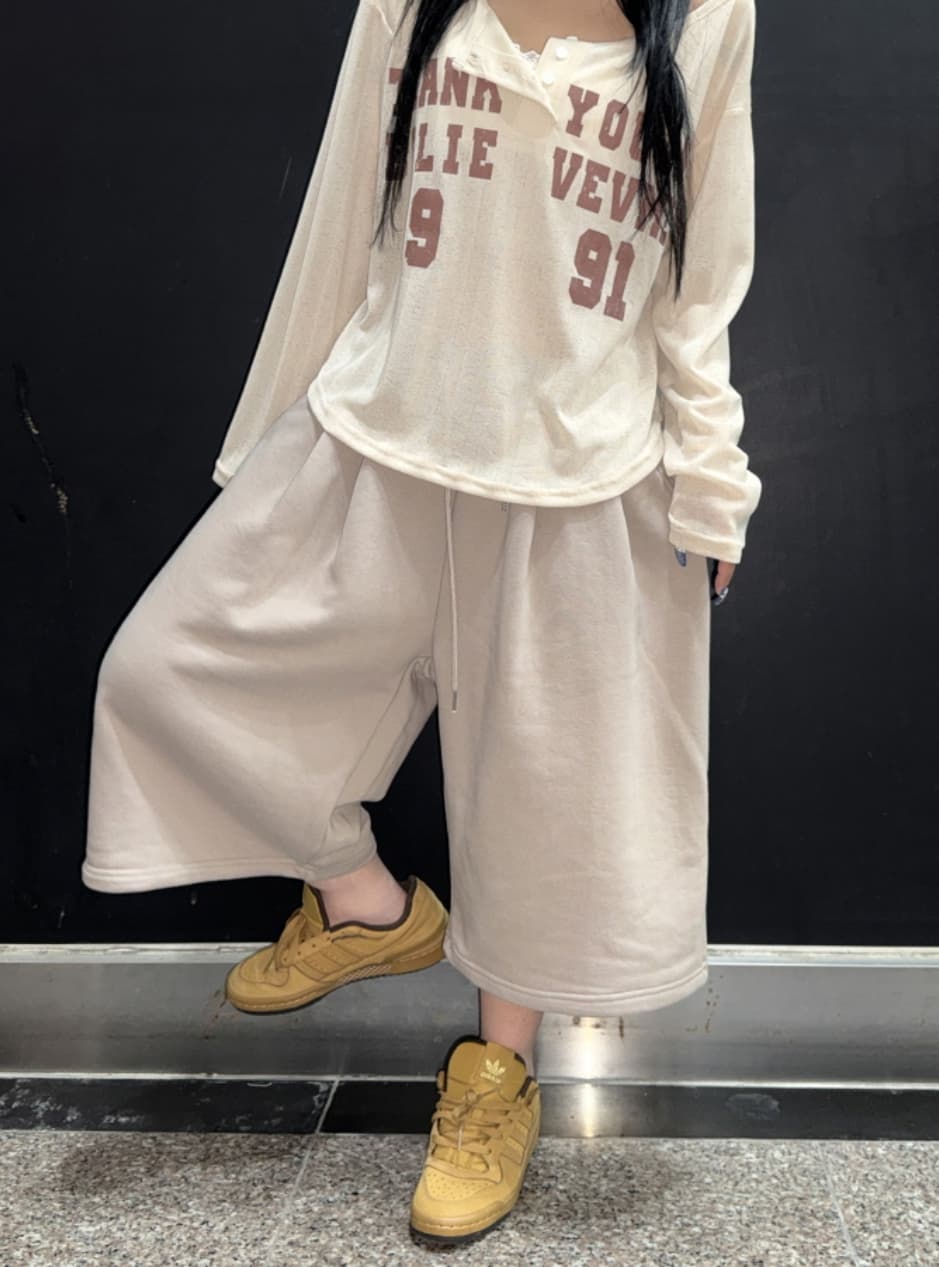 Bermuda Double-Tuck Shorts (New Arrival, Summer Shorts, Bermuda Pants, Elastic Waist, Wide) - 이미지 4