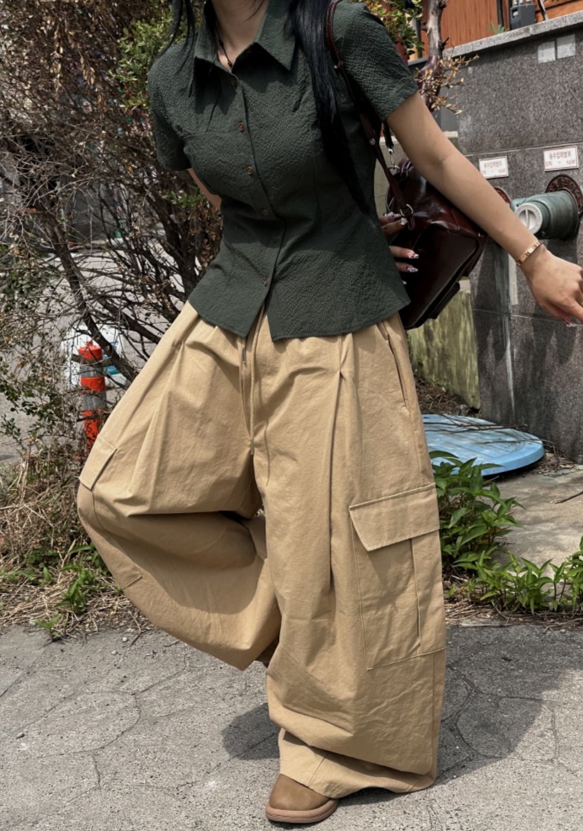 Elastic Waist Cargo Pants (New Arrival, Cargo Pants, Summer Pants, Summer Trousers, Wide Pants, Elastic Waist) - 이미지 4
