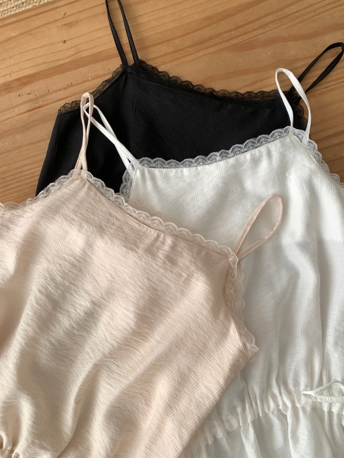 Angel Lace Slip Top - 이미지 14