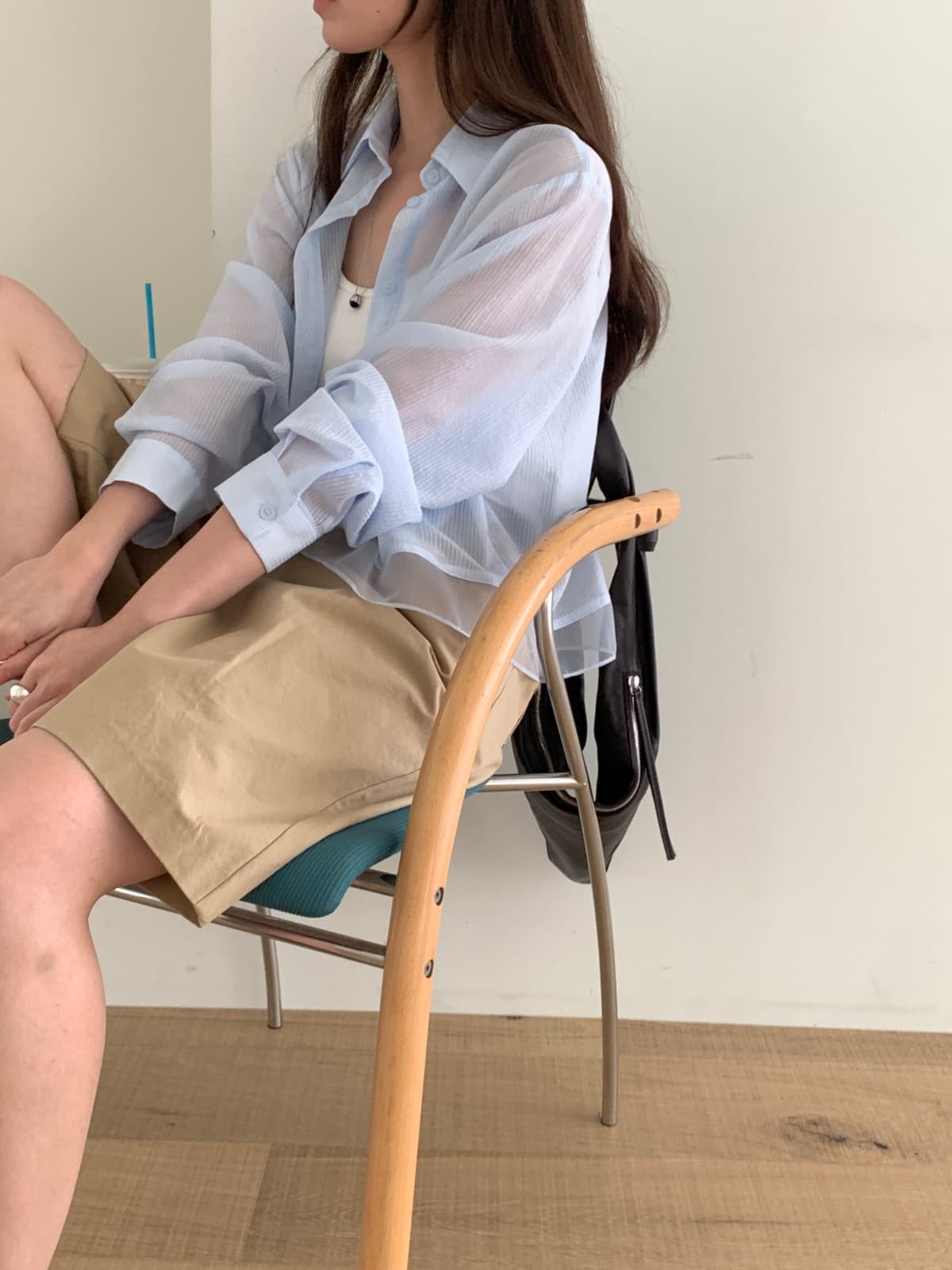 See-through layered crop shirt - 이미지 10