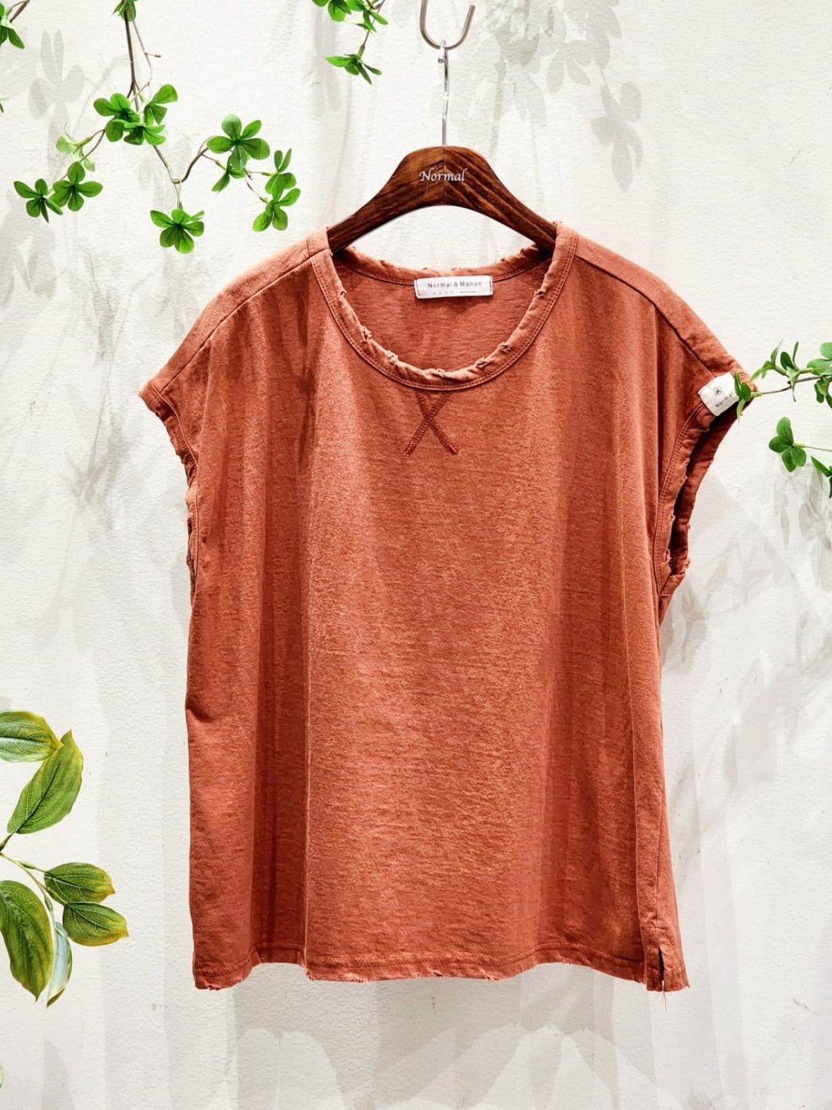 Four Seasons SS) Vintage Sleeveless Top (Free Size 77 Available) Basic T-shirt, Plain T-shirt, Sleeveless Summer T-shirt for Inner Wear - 이미지 3
