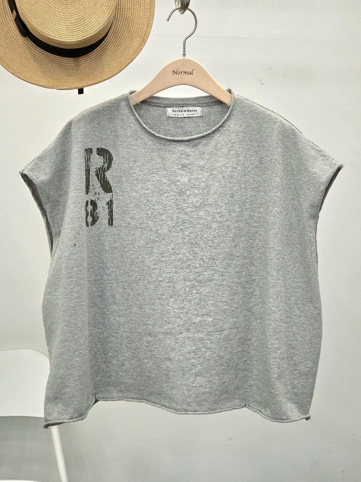 26SS New Arrival) Summer R81 Boxy Tee (Vest) Free Size (Suitable for Size 77.5) Sleeveless Summer Tee (Pants Sold Separately) - 이미지 13