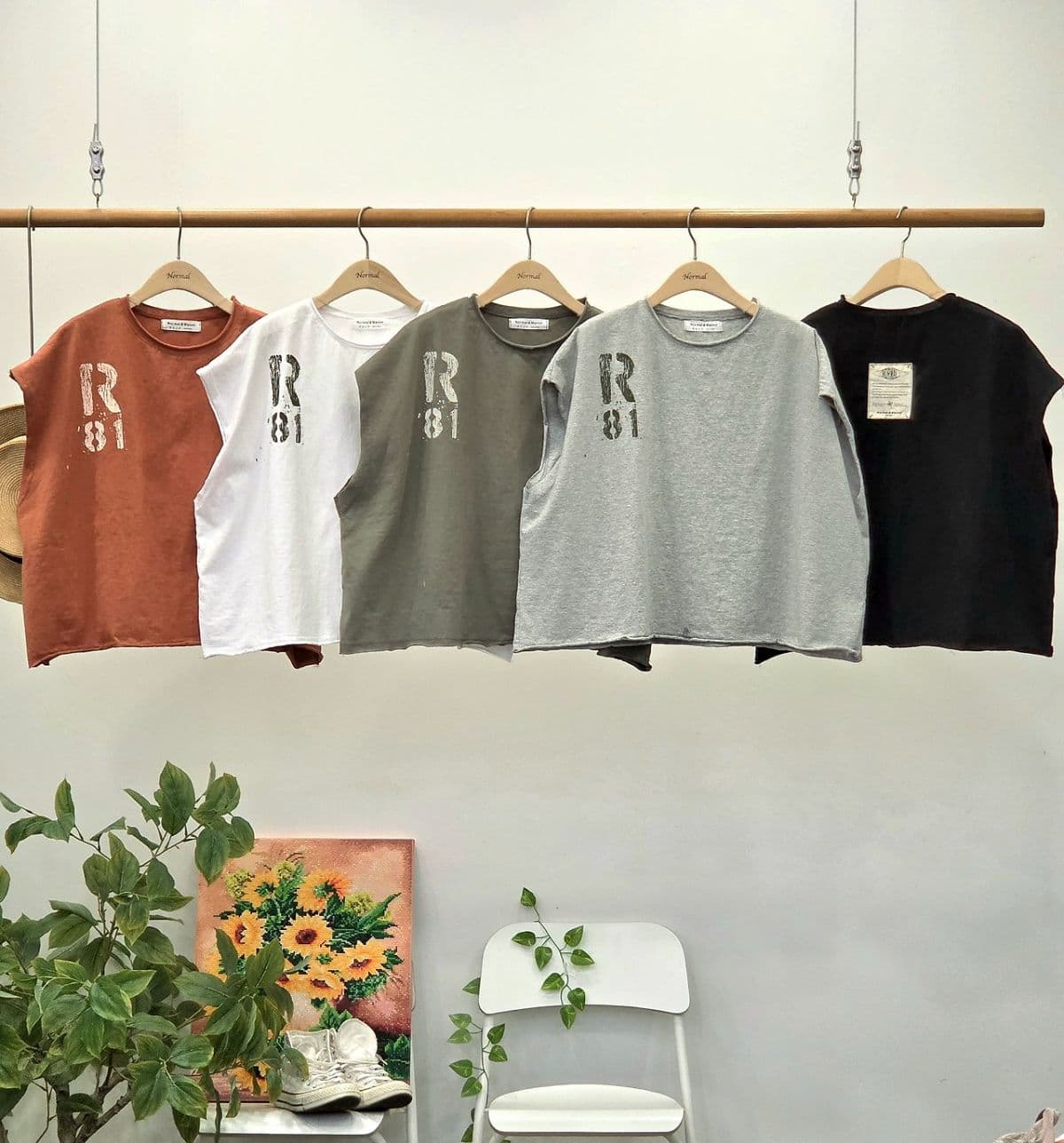 26SS New Arrival) Summer R81 Boxy Tee (Vest) Free Size (Suitable for Size 77.5) Sleeveless Summer Tee (Pants Sold Separately) - 이미지 15