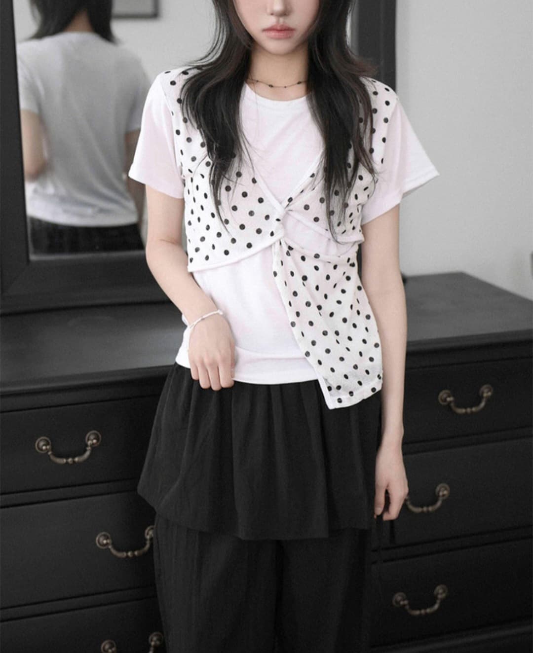 Cable Knit T-shirt (Polka Dot Twist Layered Short Sleeve T-shirt Plain) - 이미지 3
