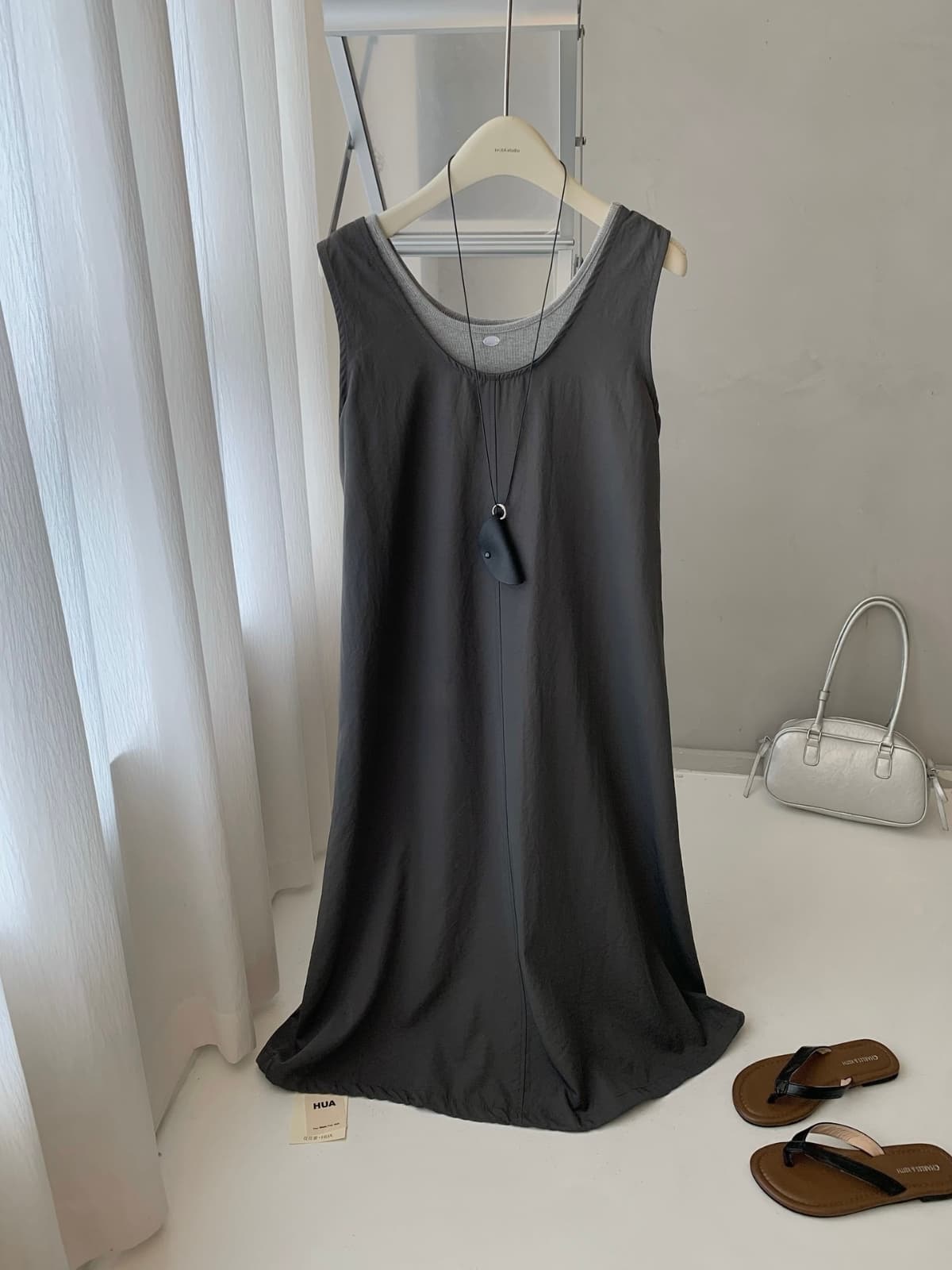 Rio Sleeveless Dress Two-Piece Set - 이미지 4
