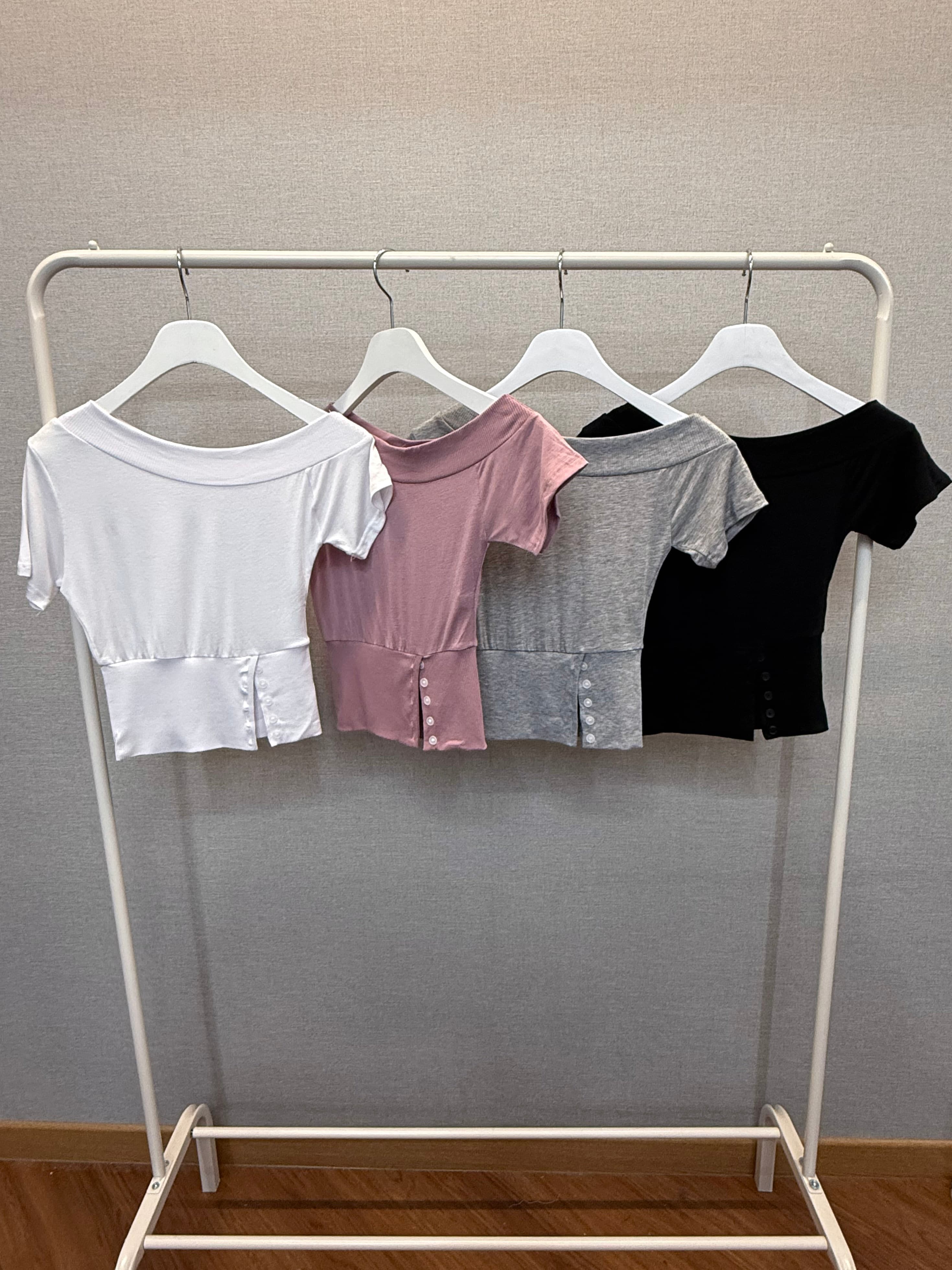 Button One Off Short Sleeve - 이미지 14