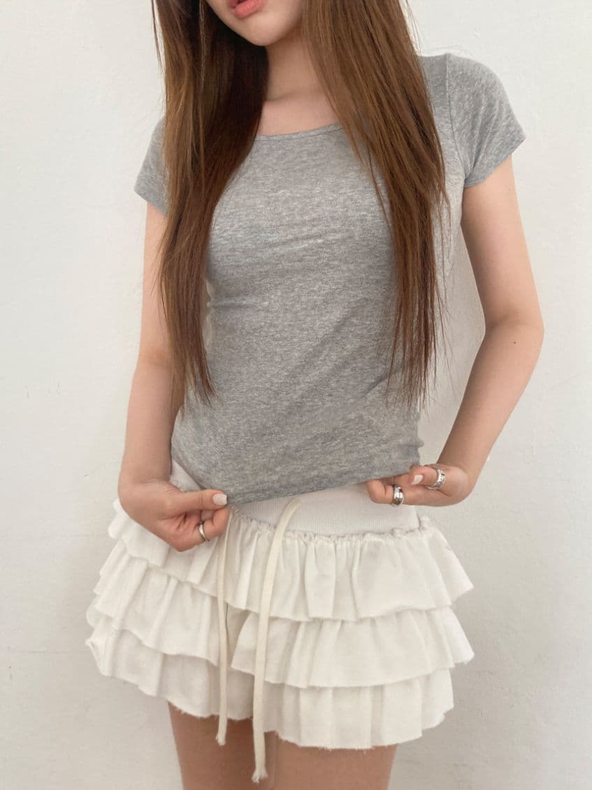 Special Feature) Basic U-neck Short Sleeve - 이미지 4