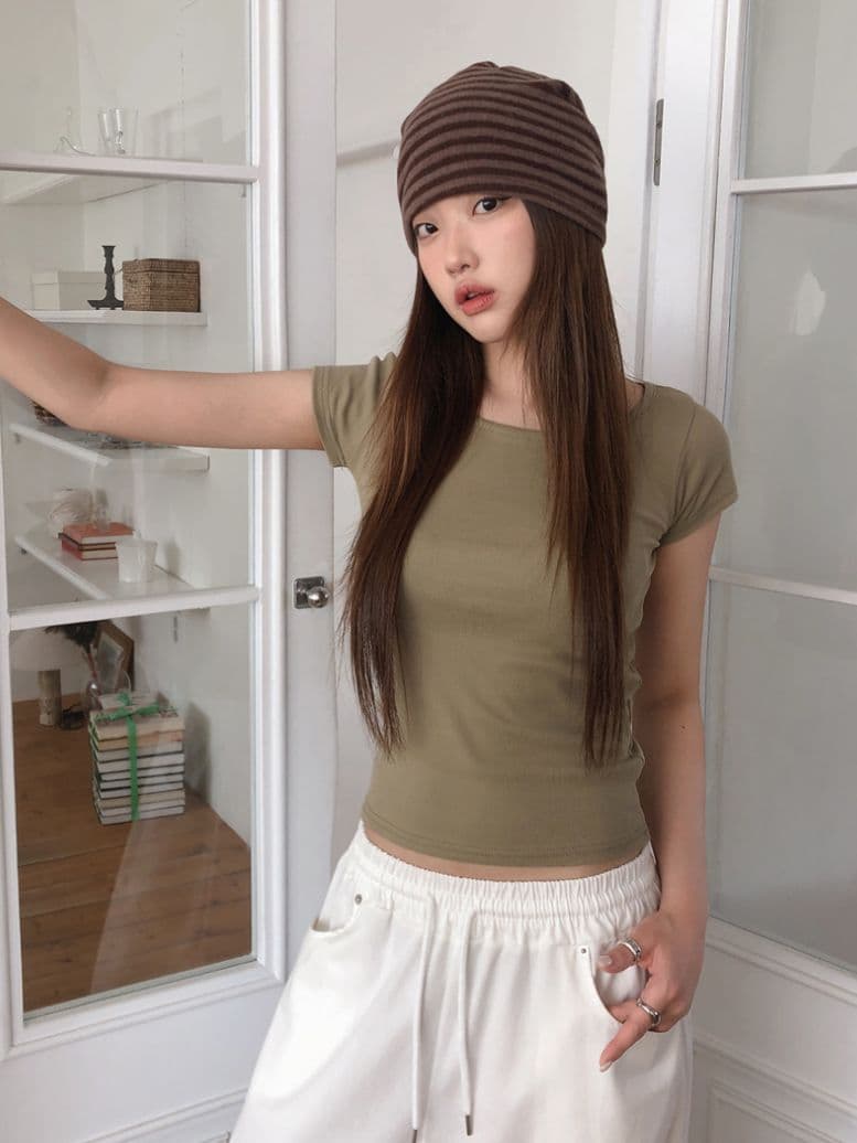 Special Feature) Basic U-neck Short Sleeve - 이미지 1
