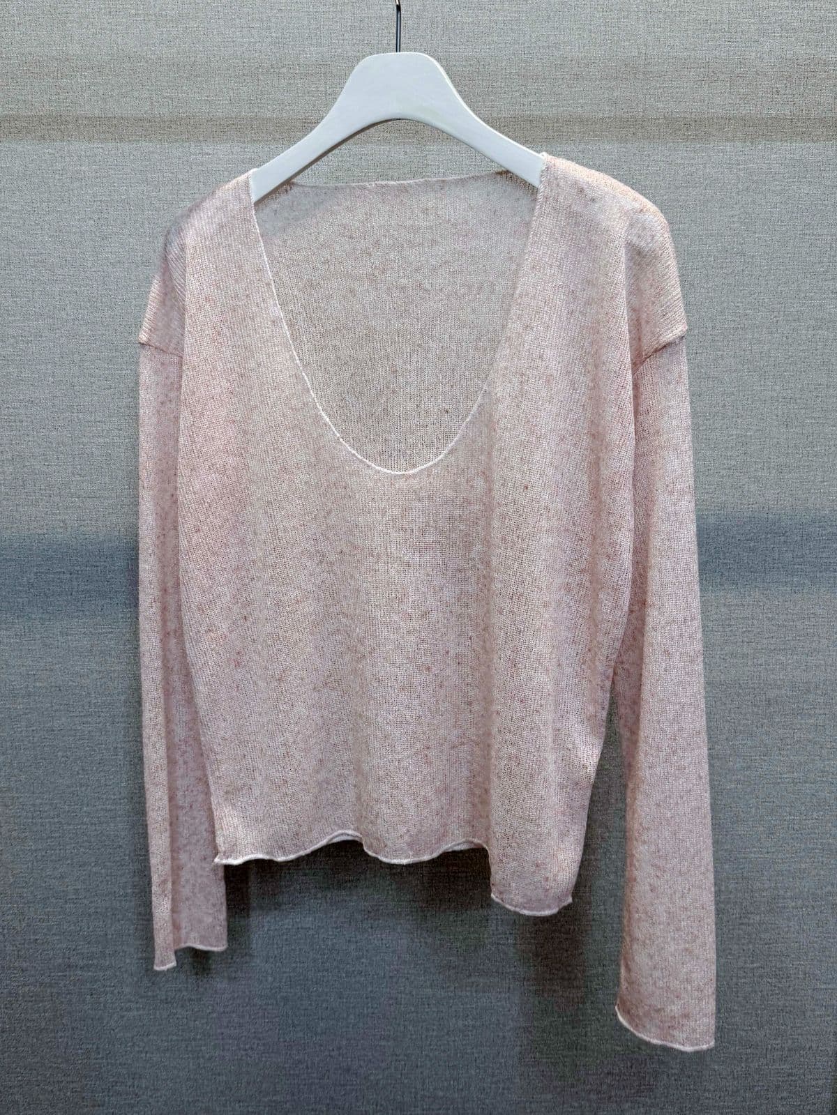 Sal-anta Item) Deep V-neck Sal-anta Knit - 이미지 8