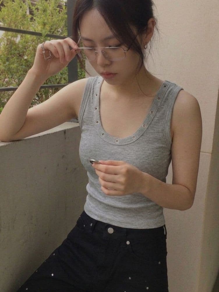 Eyelet sleeveless - 이미지 8