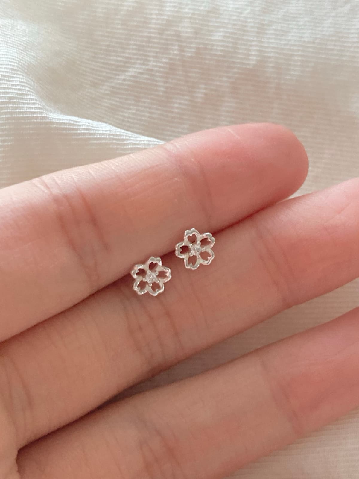 925 Silver 5-Leaf Flower Earrings - 이미지 2