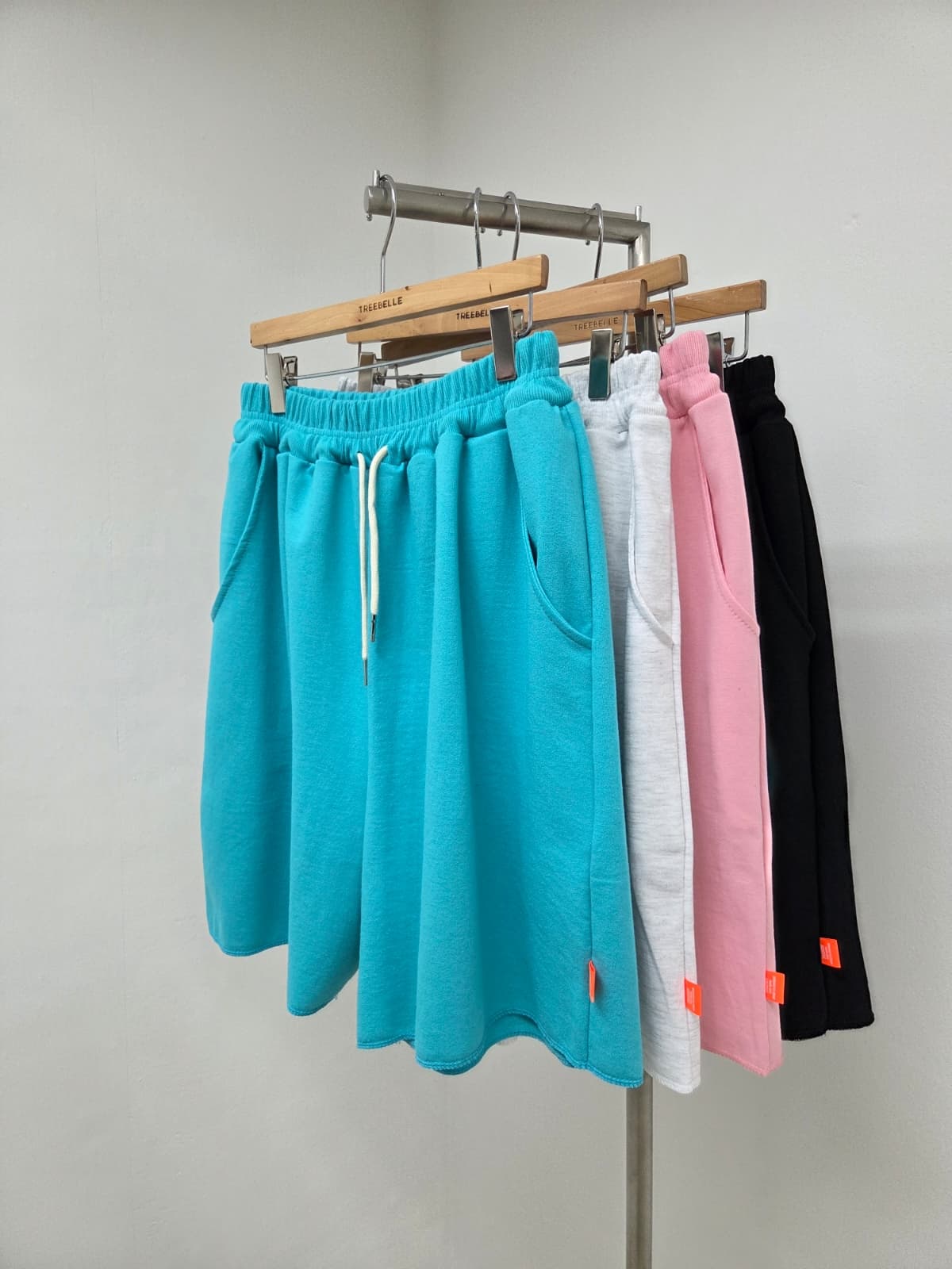 Cut-off pants (New summer arrival capri pants shorts elastic waist pants track pants) - 이미지 6