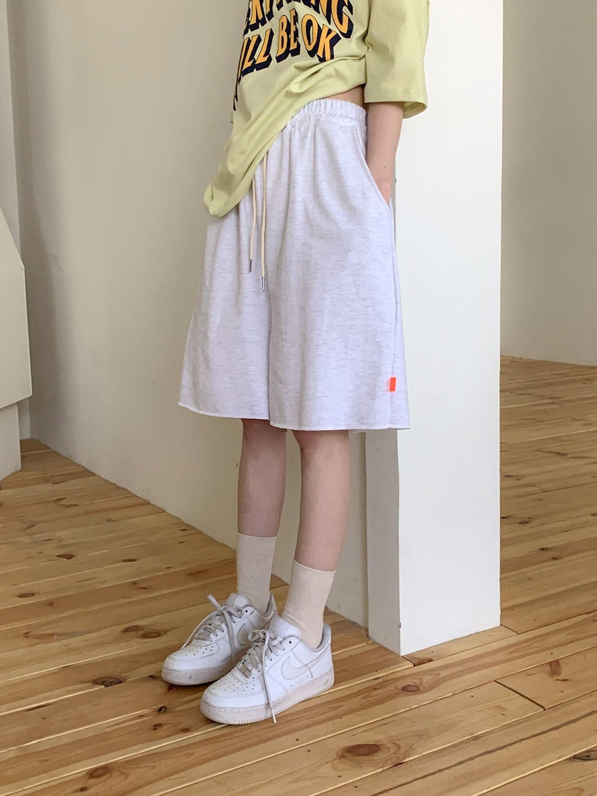 Cut-off pants (New summer arrival capri pants shorts elastic waist pants track pants) - 이미지 4