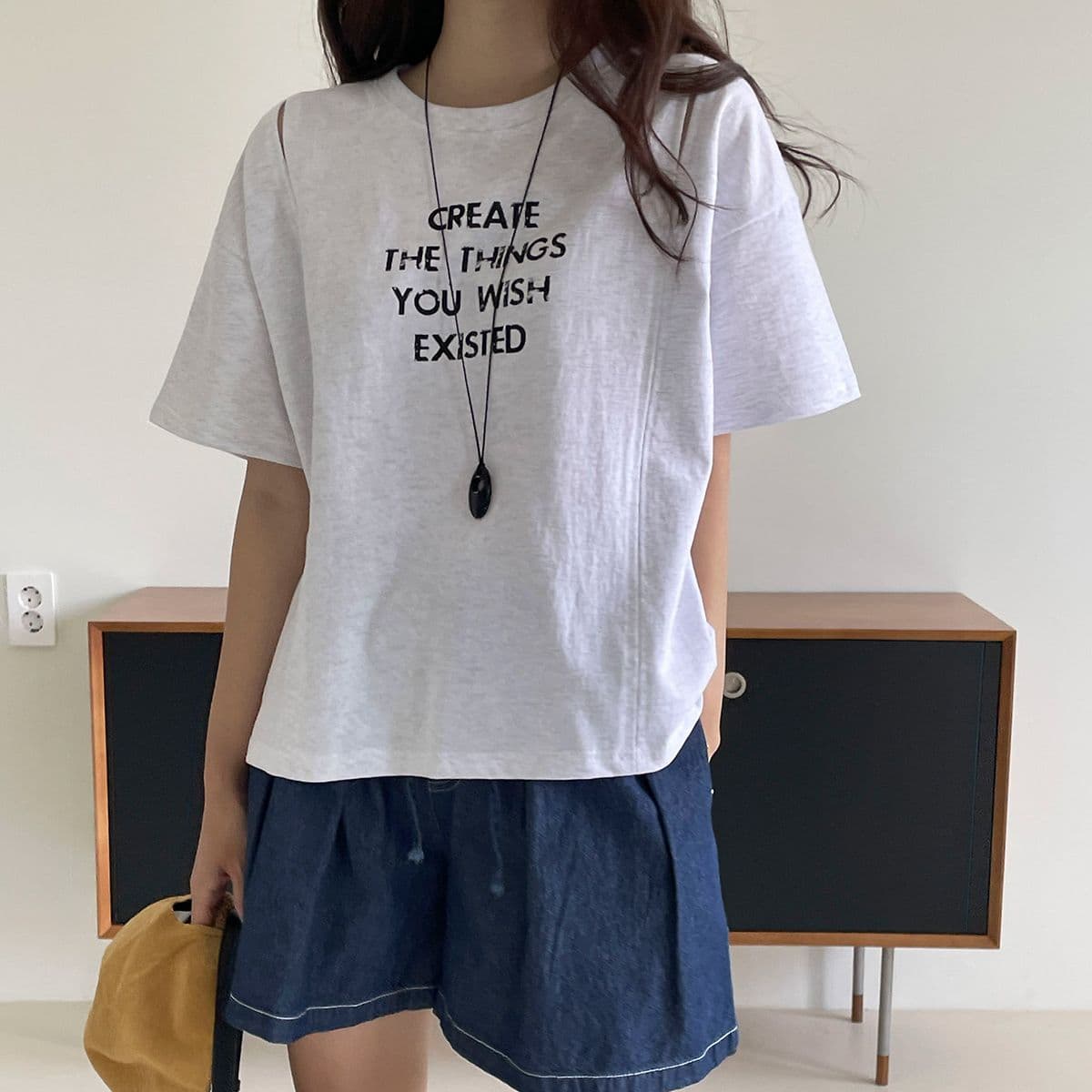Slit T-shirt (New Short Sleeve T-shirt Summer Slit T-shirt Printed T-shirt Basic) - 이미지 1