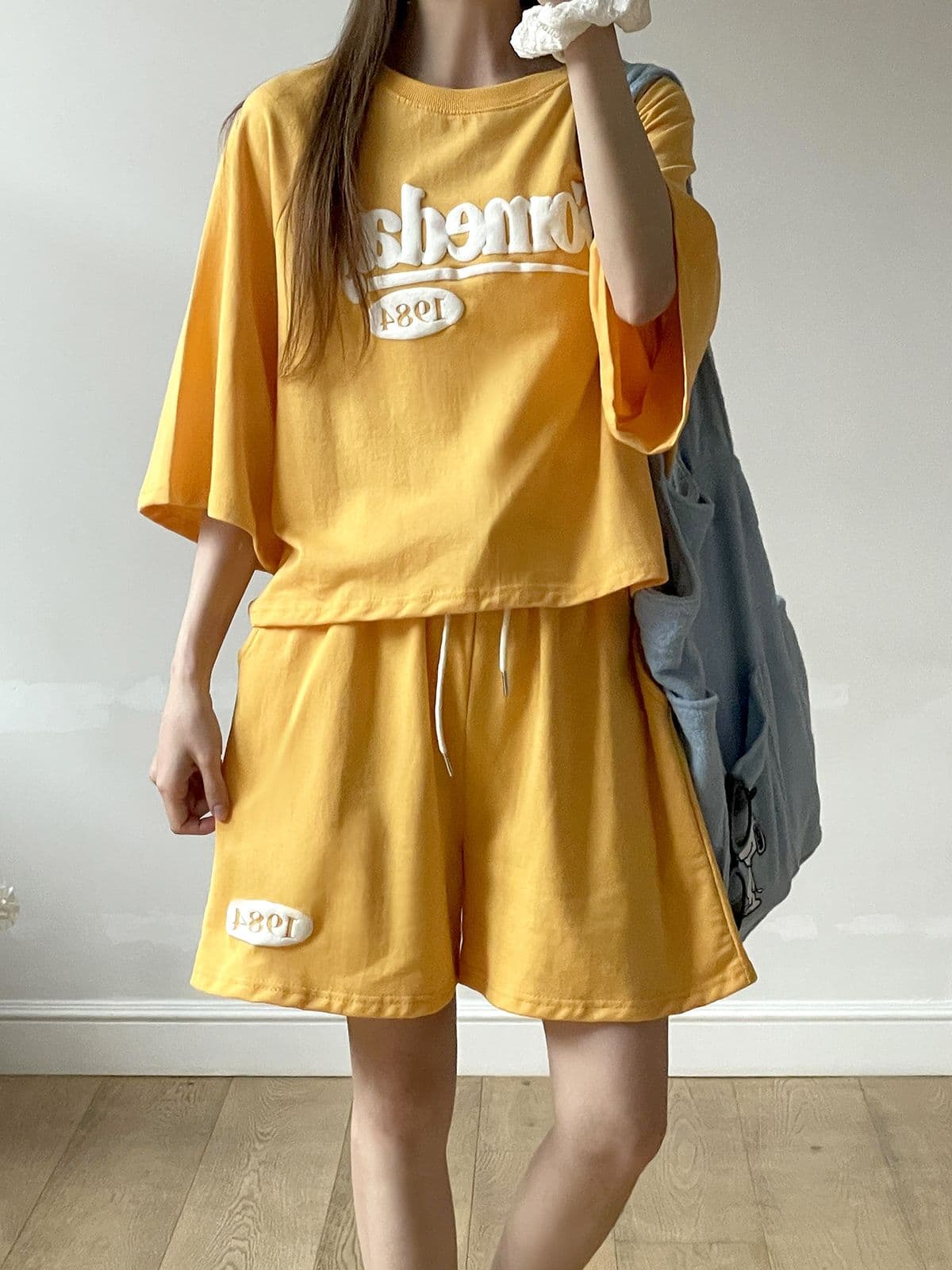 Puffed Crop Set (New Short Sleeve T-shirt & Shorts Set, Semi-Crop Printed Set) - 이미지 1