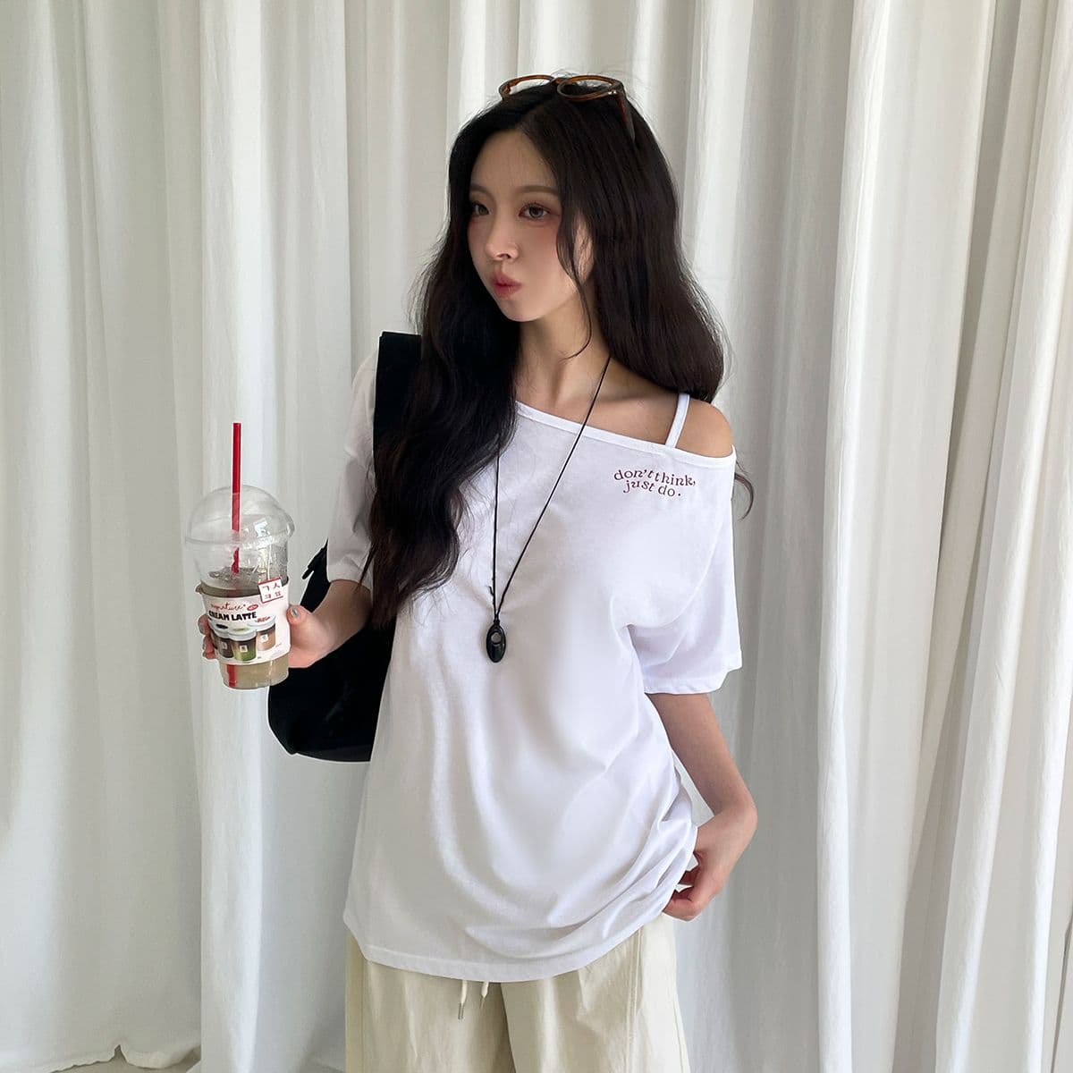 Just One Shoulder (New Short Sleeve T-shirt, Drop Shoulder, Flowy Tee, Daily T-shirt) - 이미지 4