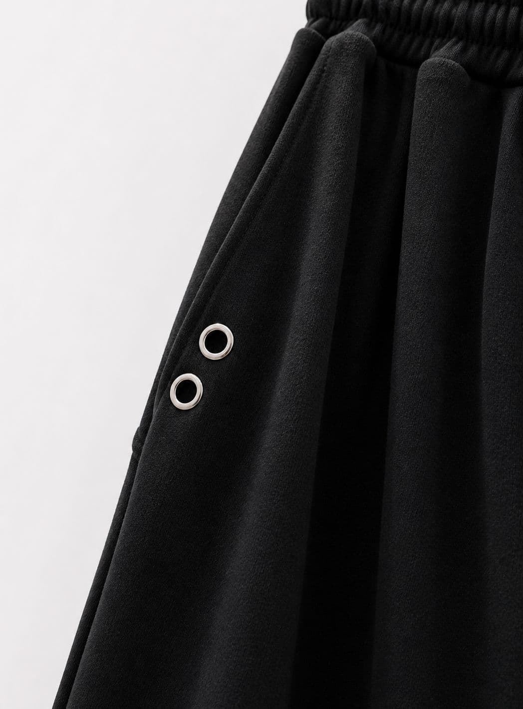 Back Pocket Eyelet Keyring Cutout 3/4 Length 3/4 Length Wide Half Pants Made in Korea Unisex - 이미지 9