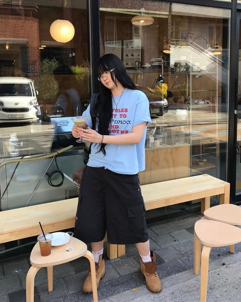 Feature) Women's Loose Fit Men's Crop Loose Short Sleeve T-shirt 20-Count Cotton Unisex Popular New Arrival - 이미지 3