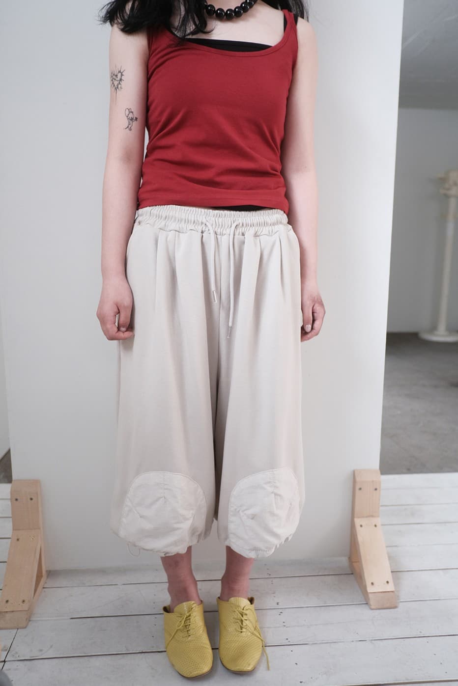 Tone Tone Patch Bermuda Shorts 3/4 Length Nylon Jogger Drawstring Bermuda Joggers Capri Balloon - 이미지 2