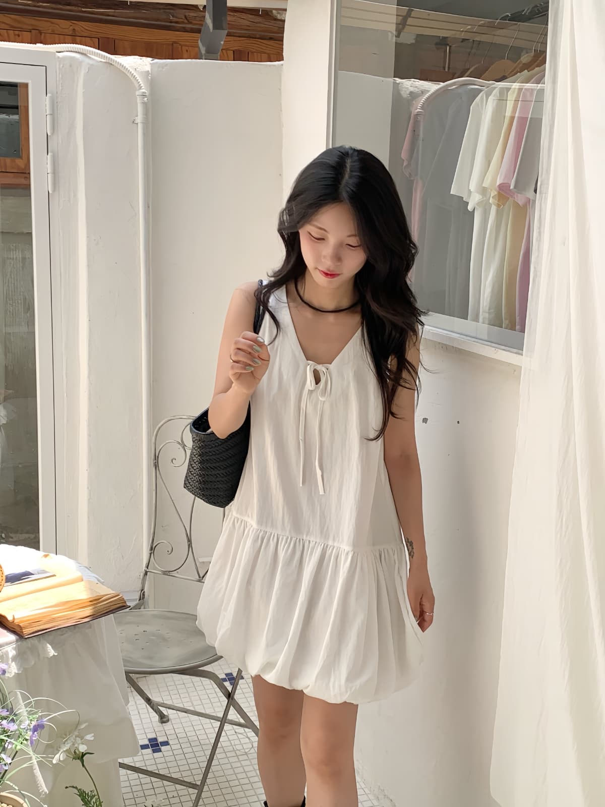 Balloon Mini Sleeveless Dress ( New Summer Sleeveless Ribbon V-Neck Delicate Fit Dress - 이미지 3