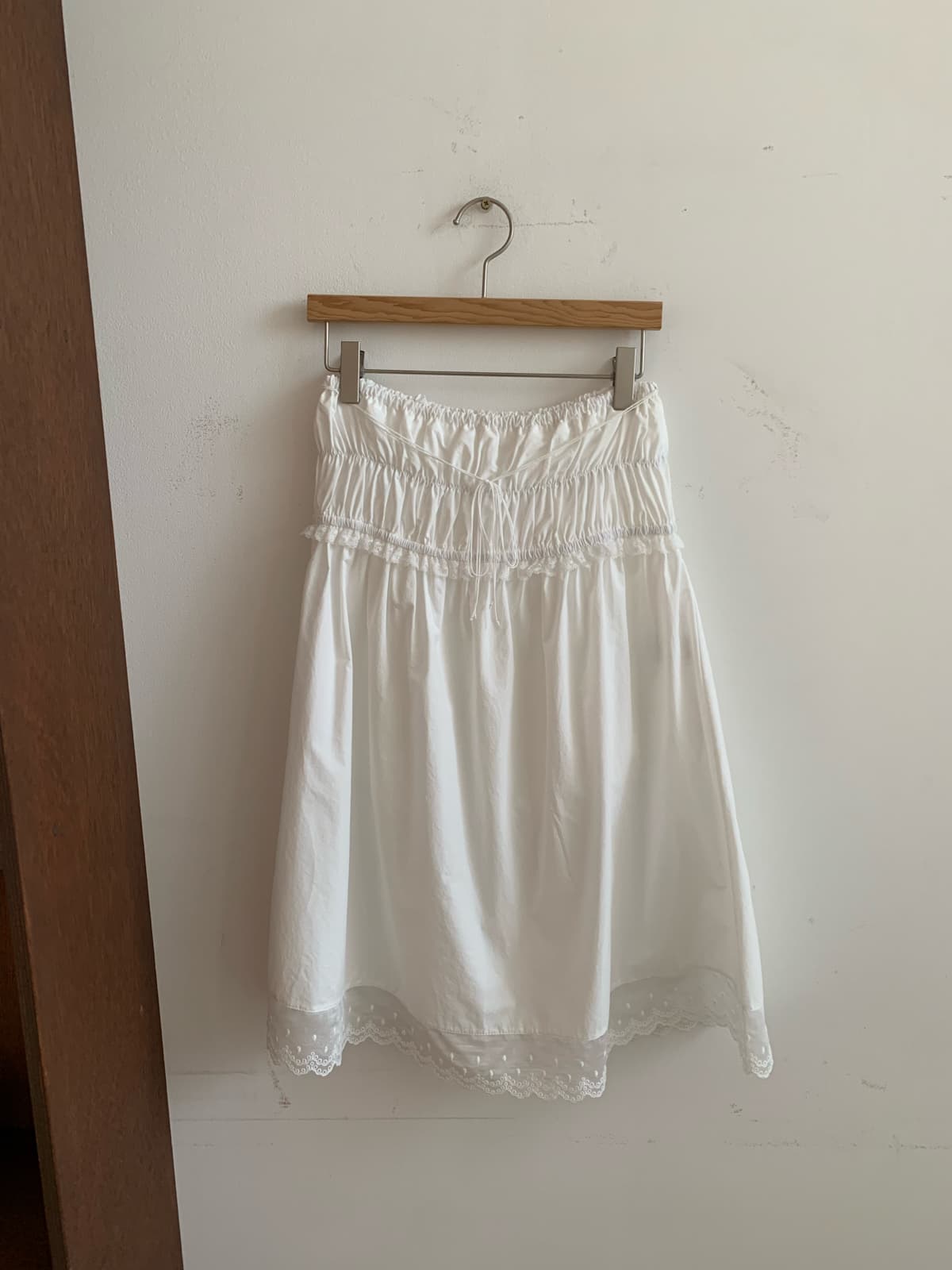 Shirred lace skirt - 이미지 2