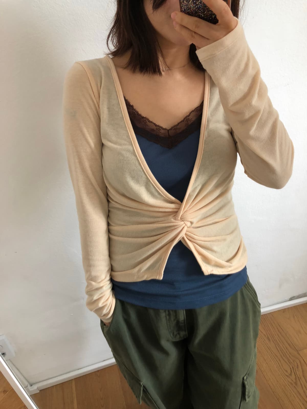 Lie T - 이미지 3