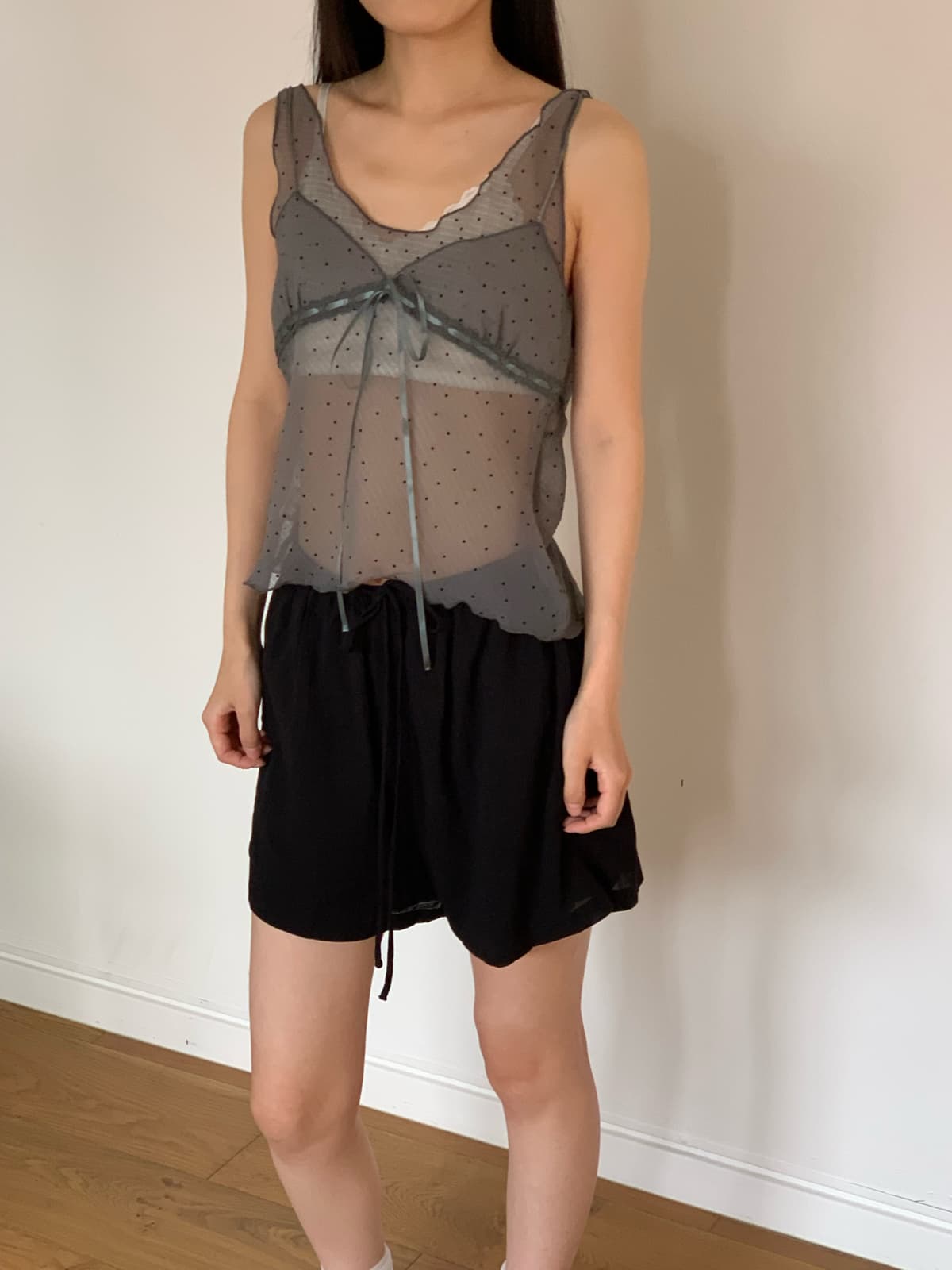 Polka dot sleeveless blouse - 이미지 3