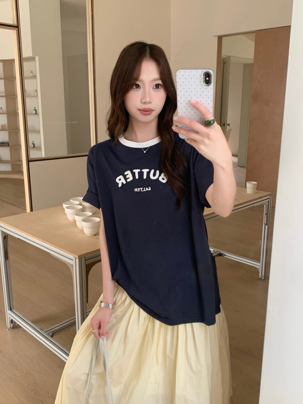 Butter T-shirt) Lettering Color Block Round Short Sleeve T-shirt - 이미지 4