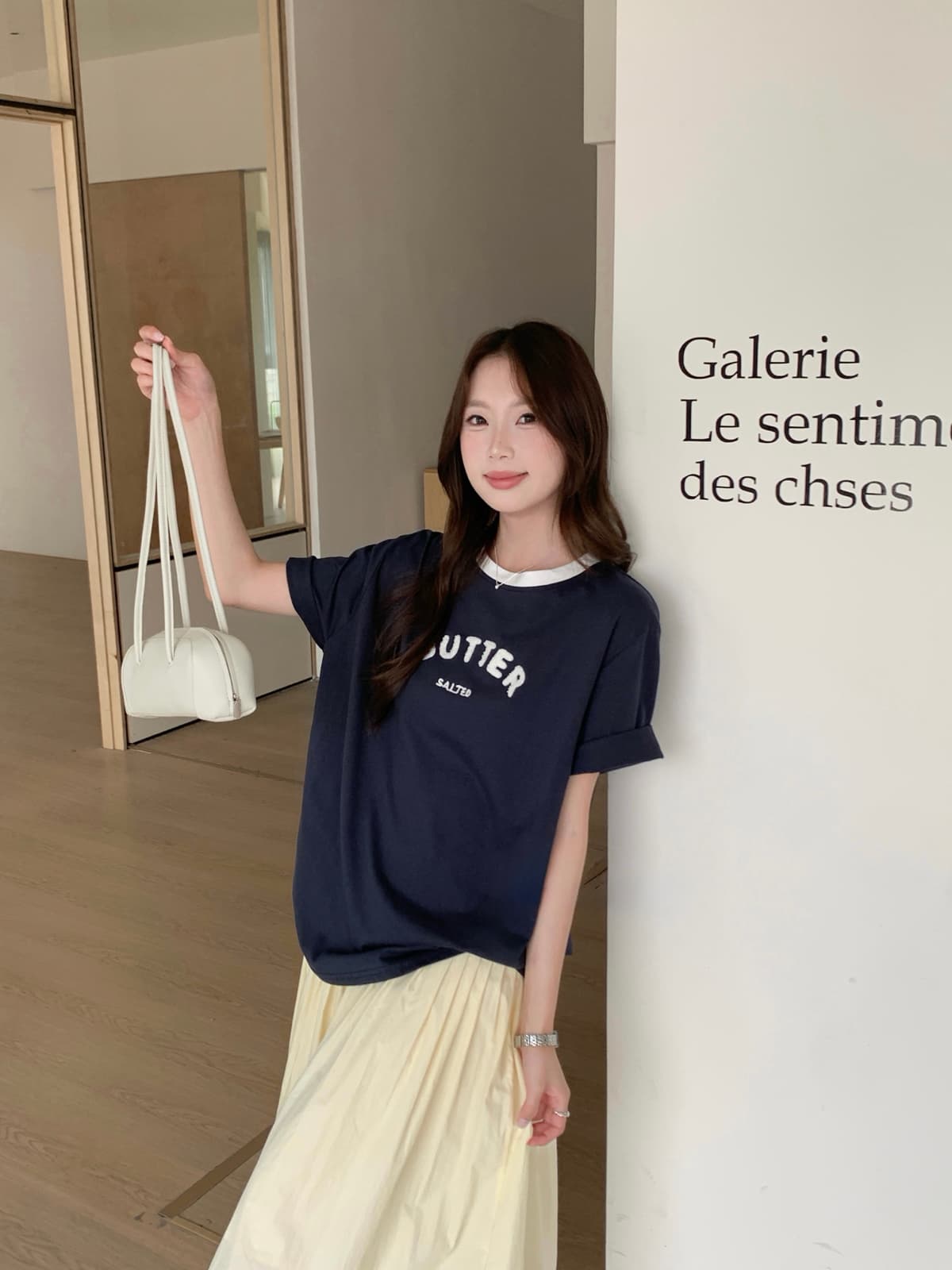 Butter T-shirt) Lettering Color Block Round Short Sleeve T-shirt - 이미지 6