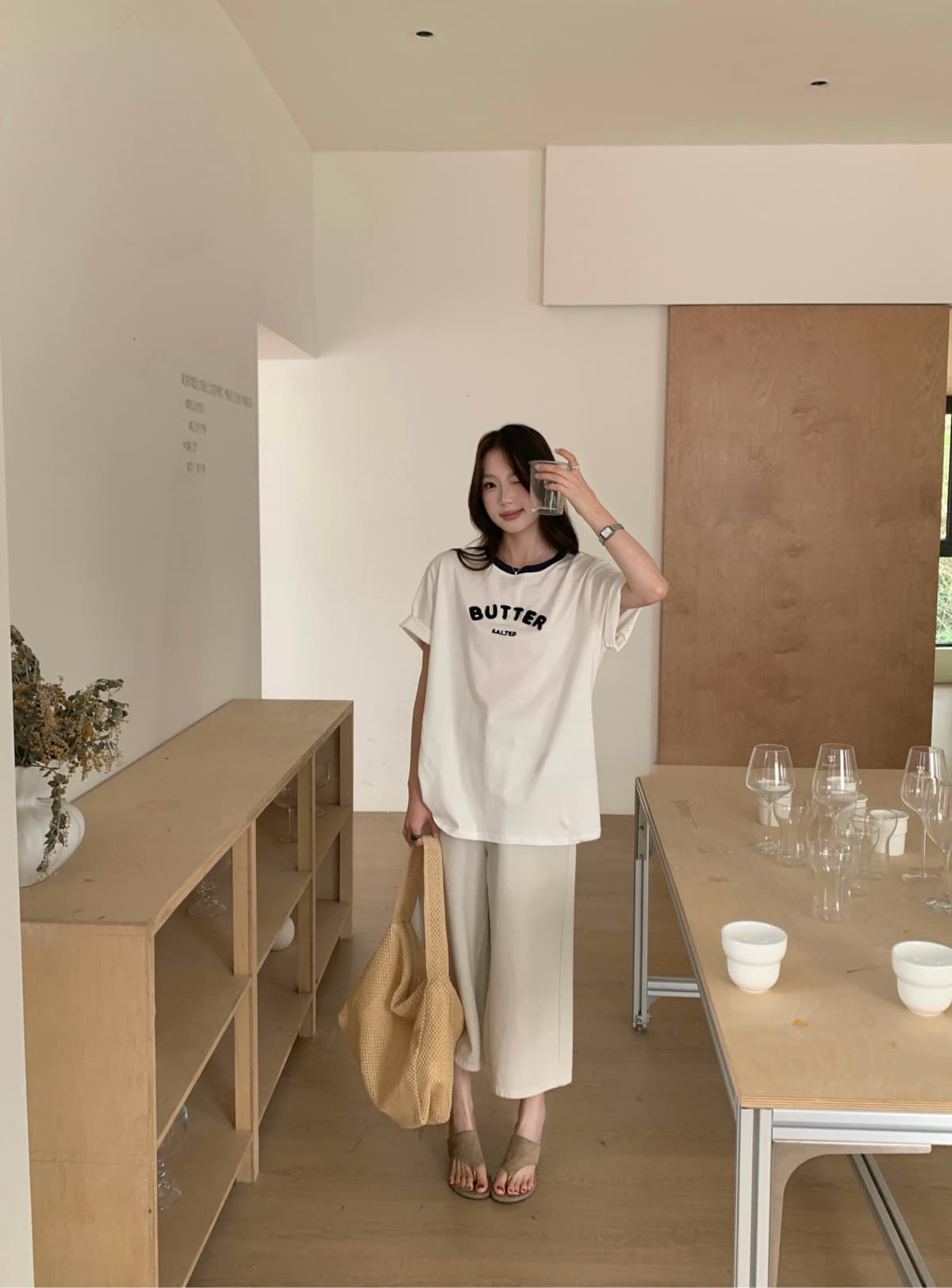 Butter T-shirt) Lettering Color Block Round Short Sleeve T-shirt - 이미지 9