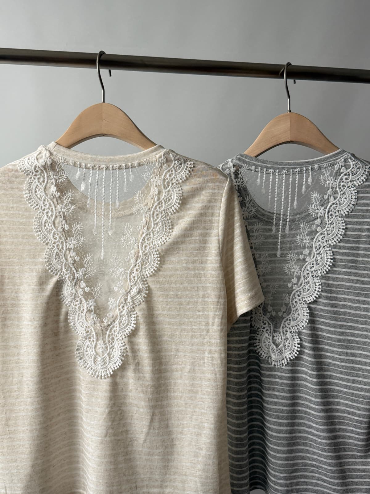 Lace-back style T-shirt) Striped short-sleeve T-shirt - 이미지 20