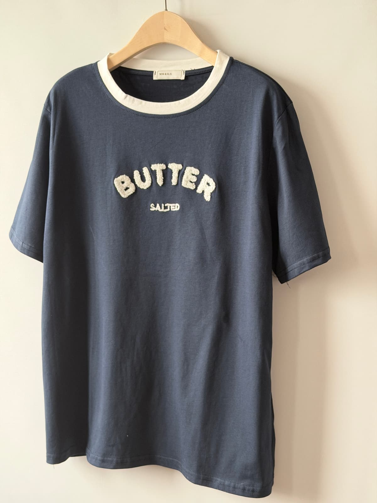 Butter T-shirt) Lettering Color Block Round Short Sleeve T-shirt - 이미지 10