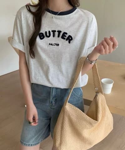 Butter T-shirt) Lettering Color Block Round Short Sleeve T-shirt