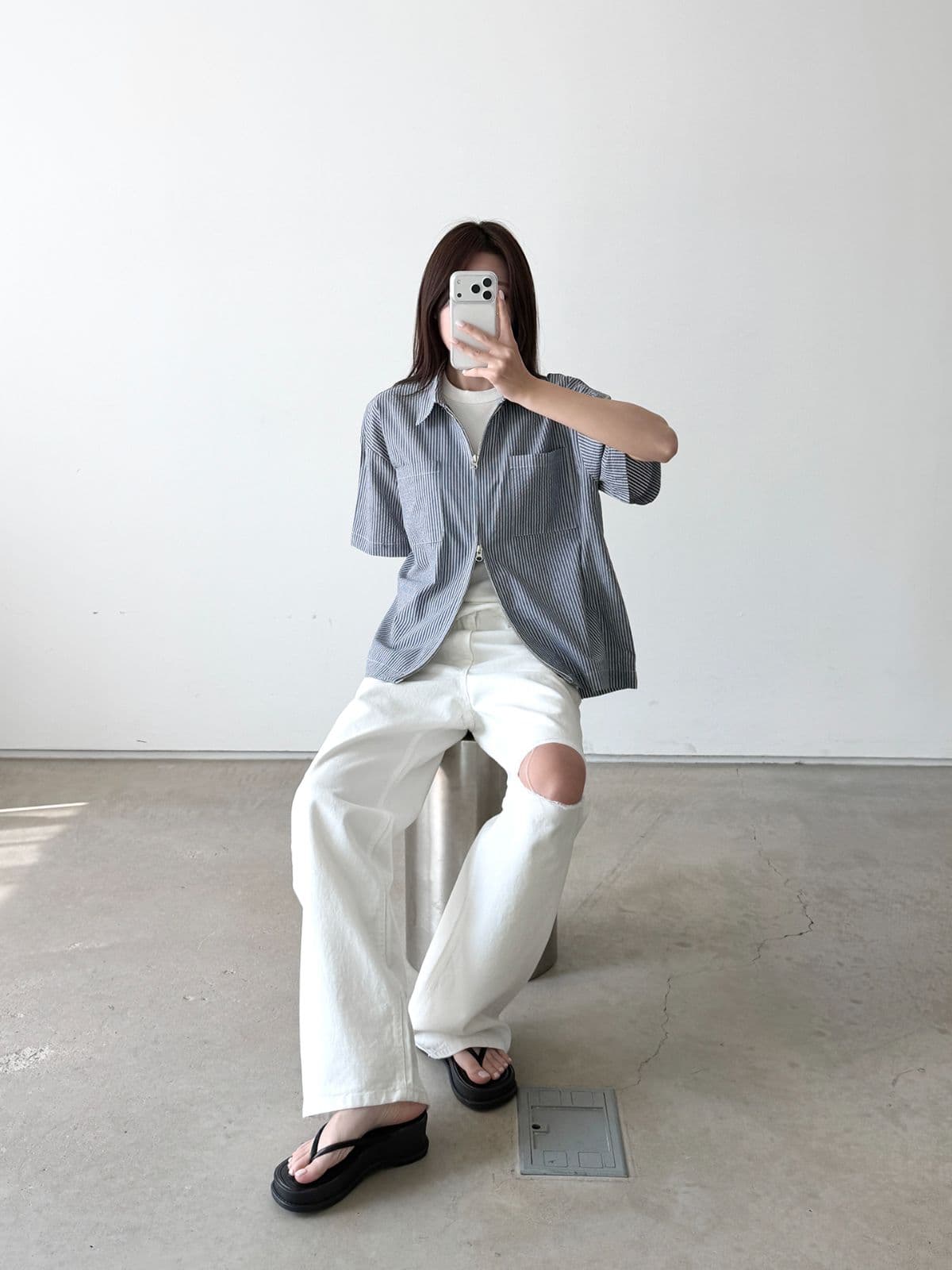 Striped cropped zip-up shirt - 이미지 12