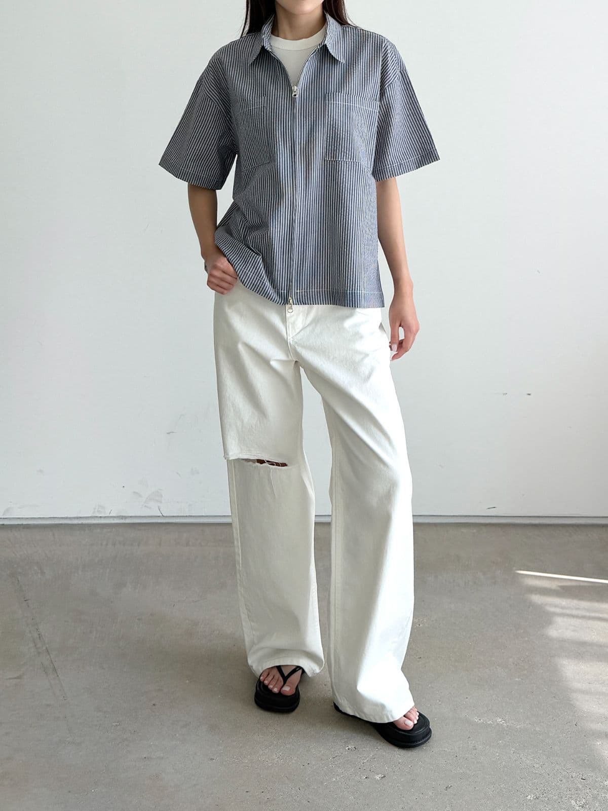 Striped cropped zip-up shirt - 이미지 7