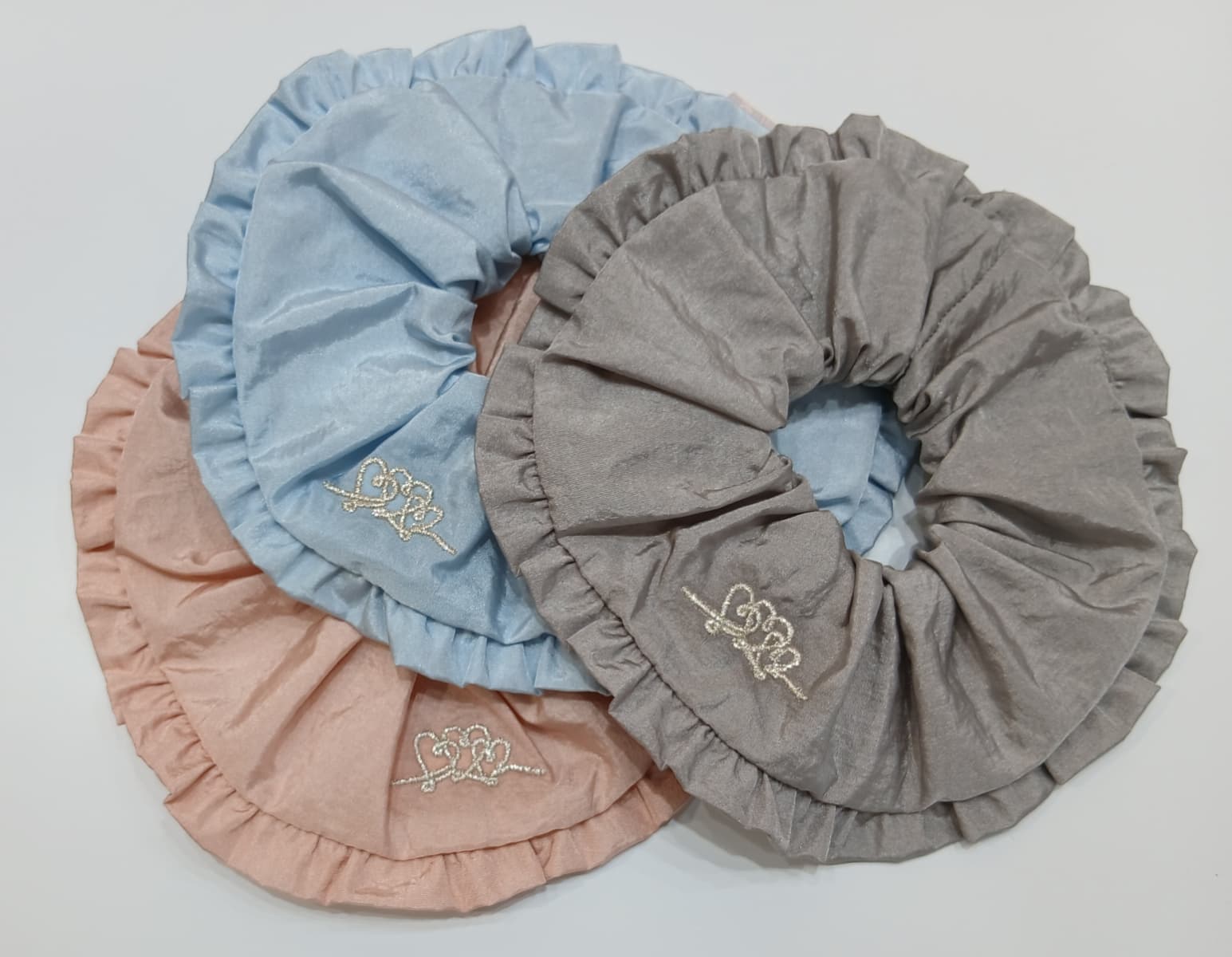 Loving Embroidery Scrunchie - 이미지 2