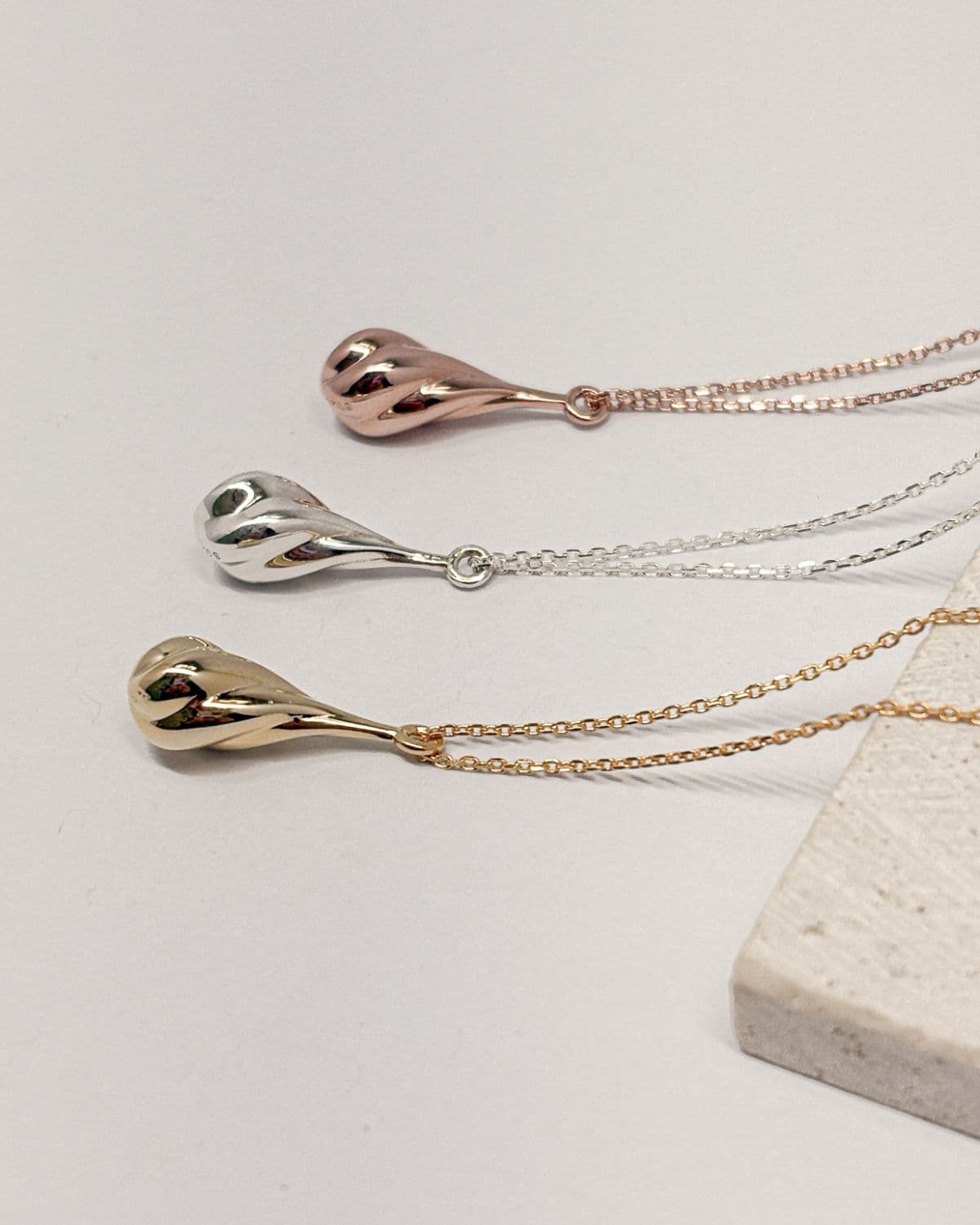 Silver 925 Bold Wave Teardrop Necklace Pendant Swirl Twist Long Silver Necklace - 이미지 11