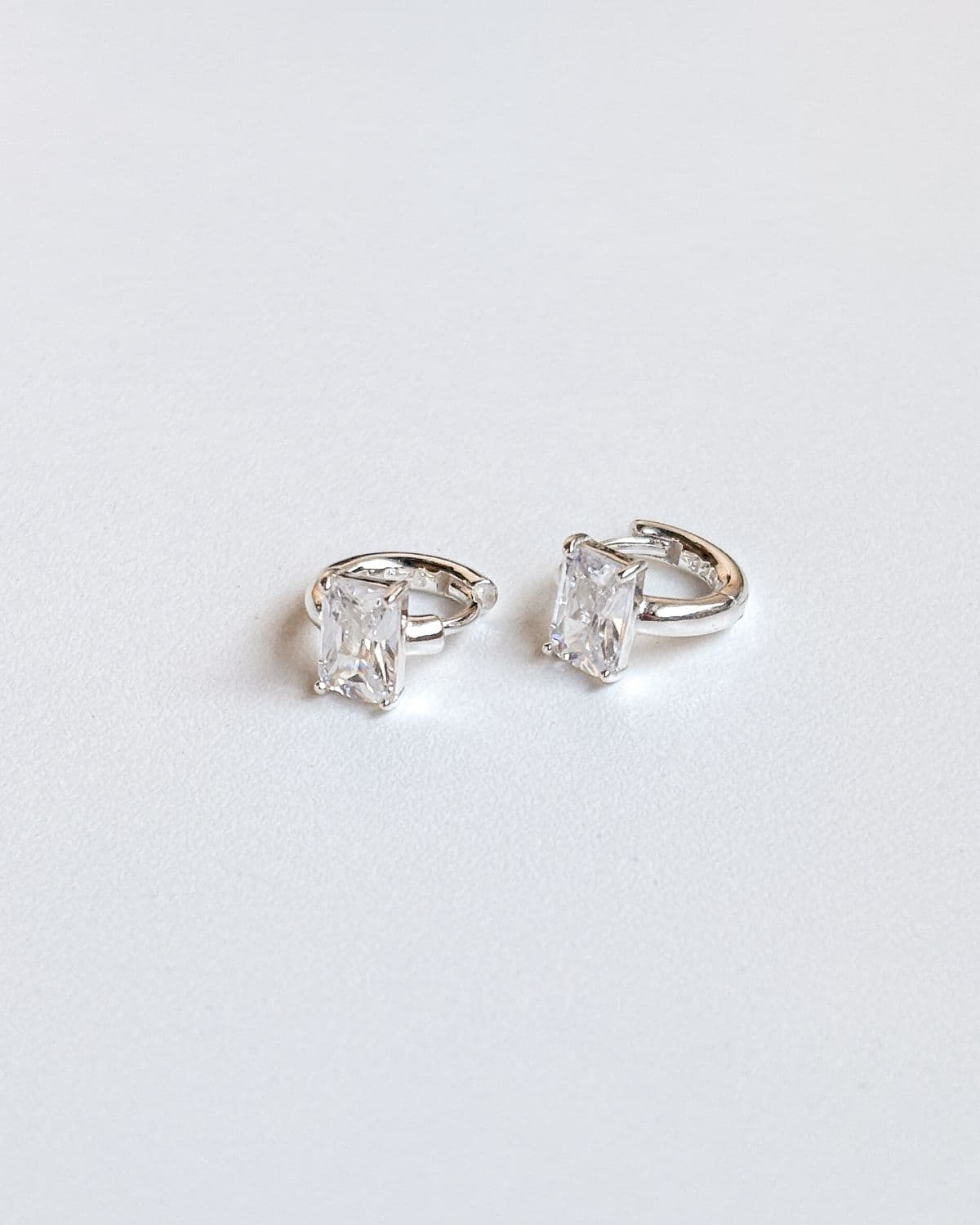 Silver 925 Square Cubic One-Touch Earrings Mini Ring Silver Earrings - 이미지 7