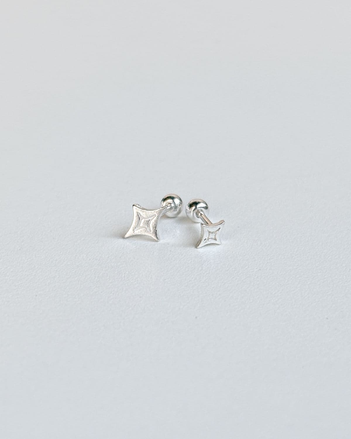 Silver 925 Mini Piercing Sparkle Star Silver Piercing Silver Earrings - 이미지 9