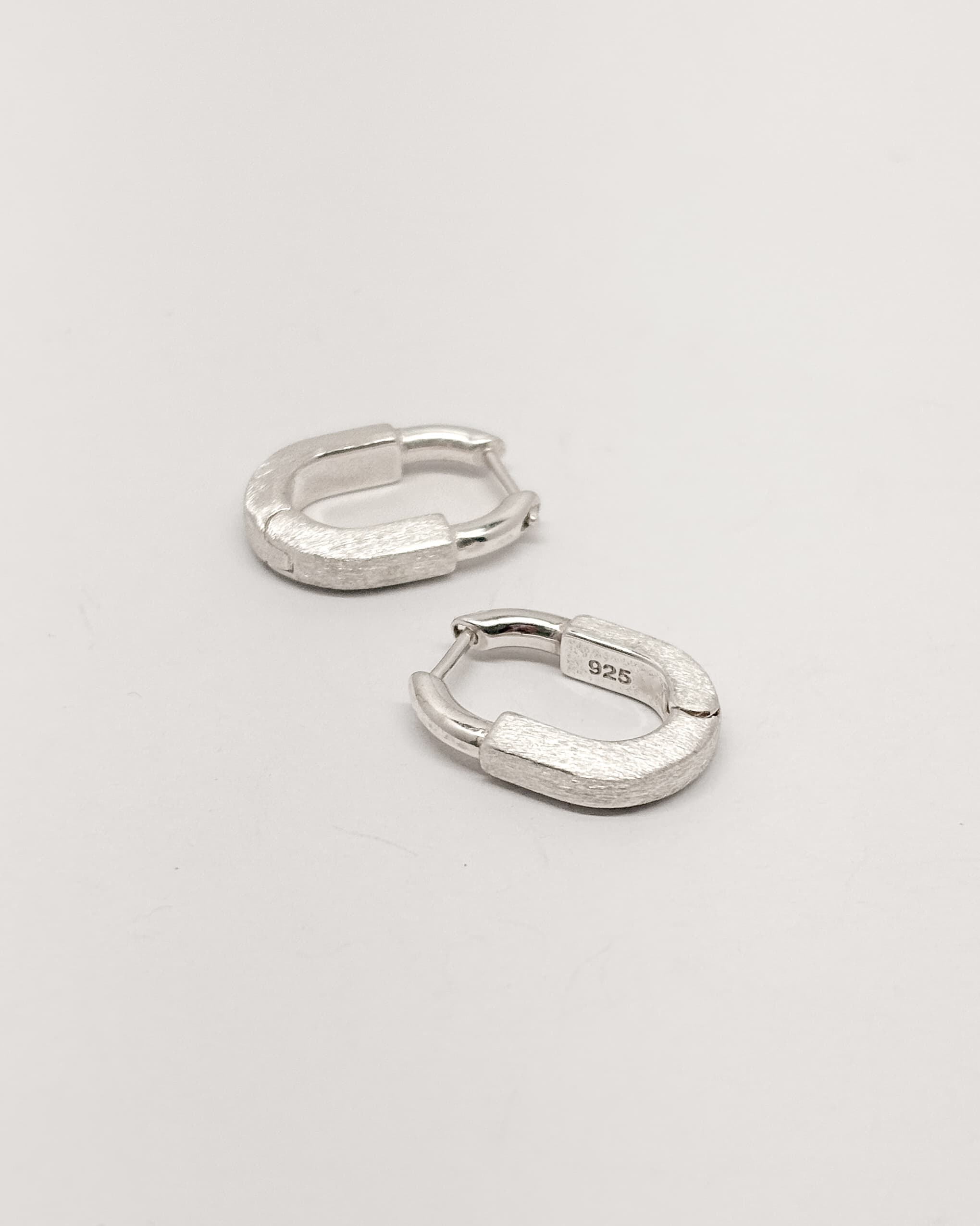 Silver 925 Matte Clip-on One-Touch Ring Earrings Point Silver Earrings - 이미지 7