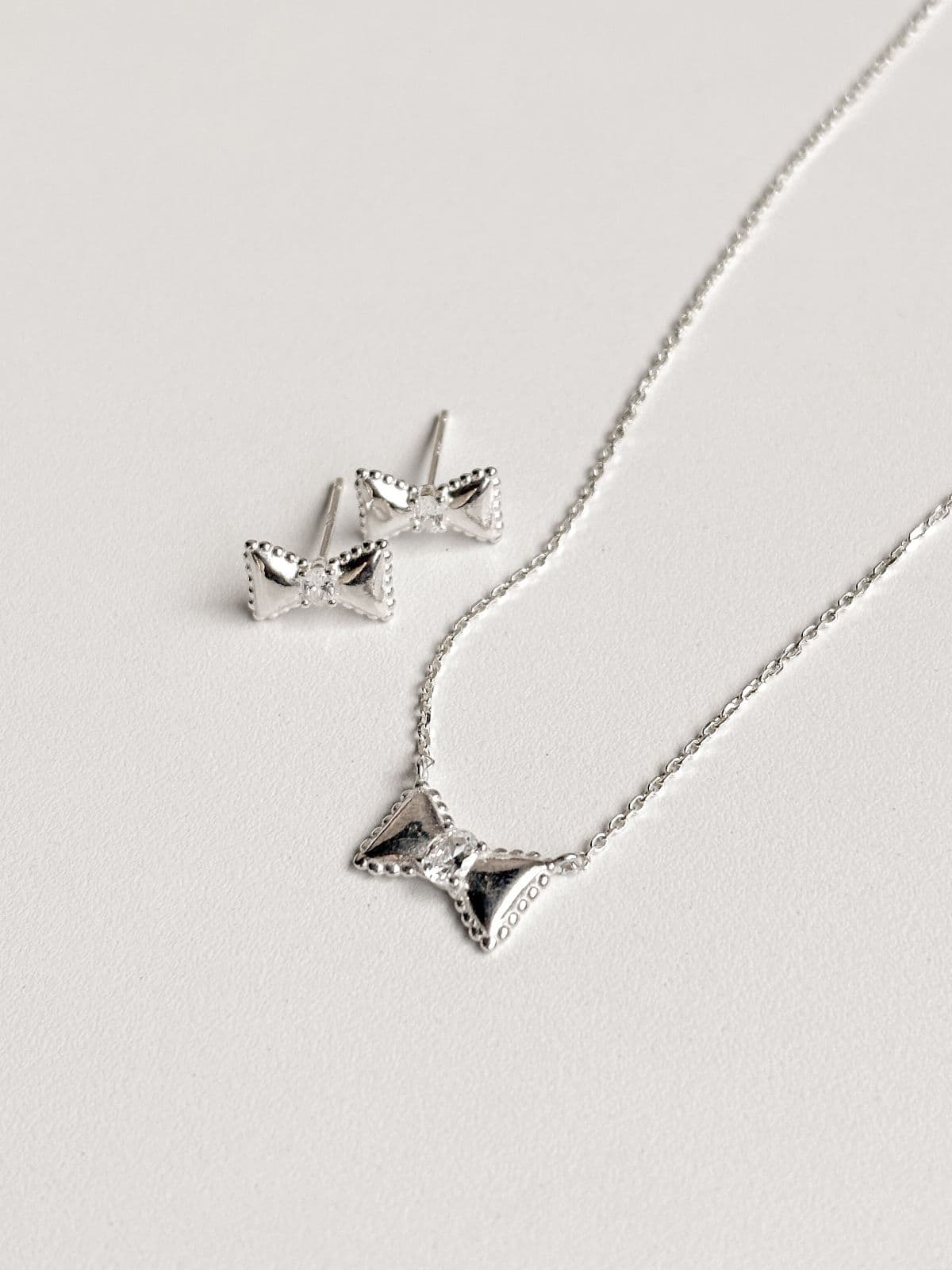 Silver 925 Cushion Ribbon Necklace Mini Chubby Silver Necklace - 이미지 1