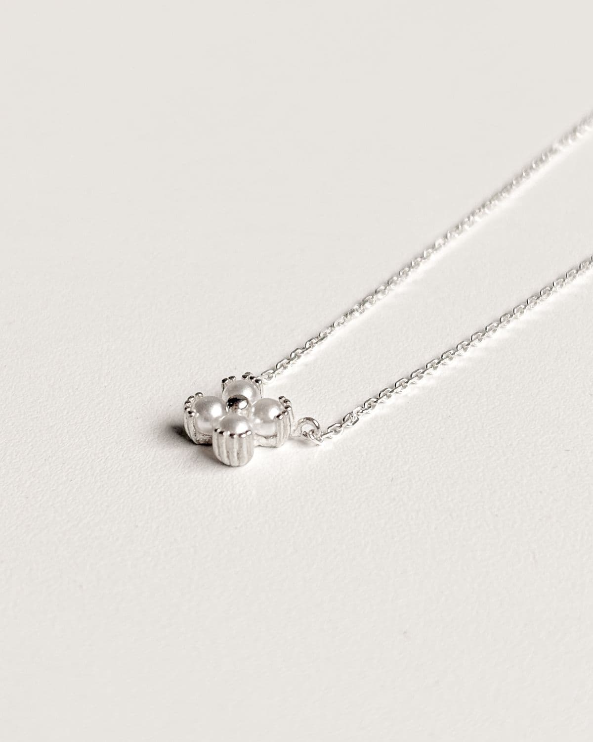 Silver 925 Clover Pearl Mini Pendant Necklace - 이미지 2