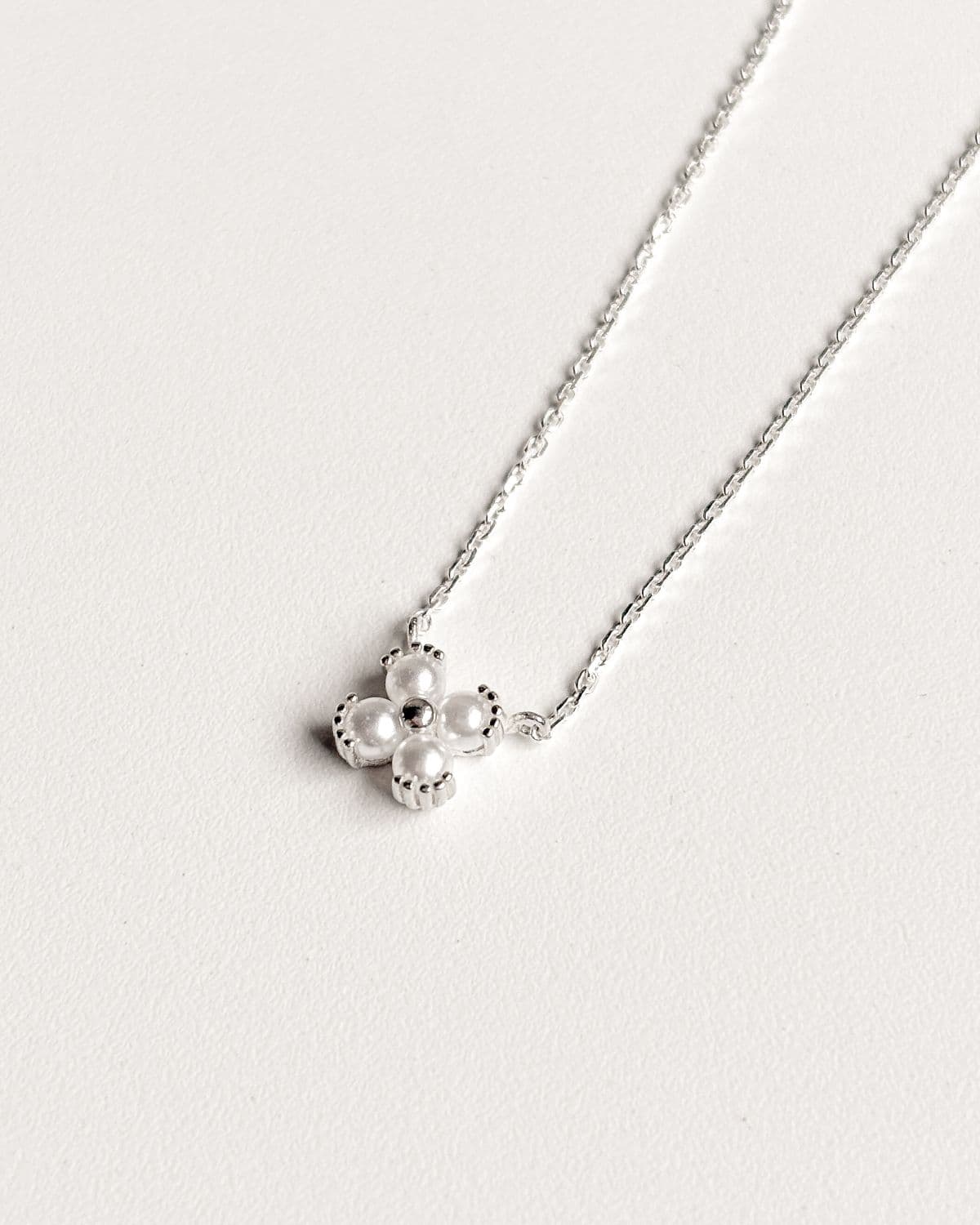 Silver 925 Clover Pearl Mini Pendant Necklace - 이미지 1