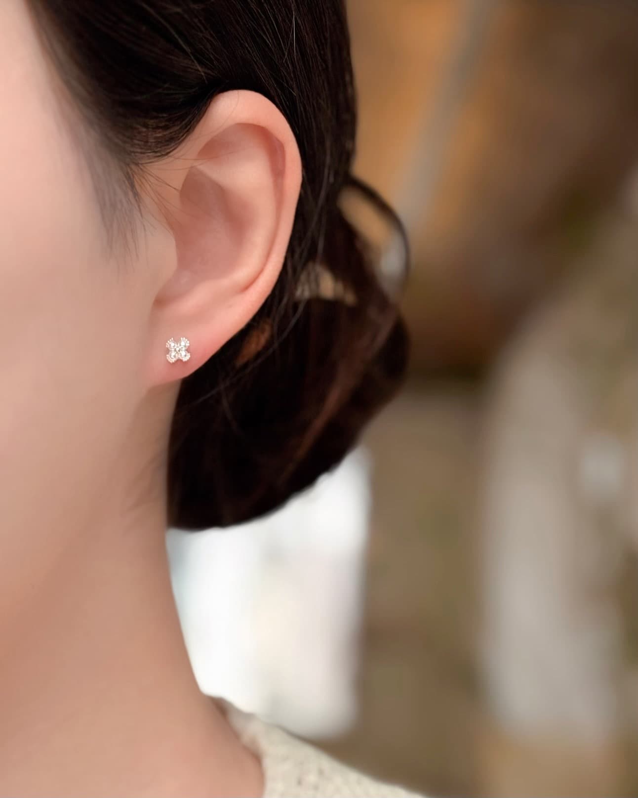 Silver 925 Mini Pearl Clover Pendant Earrings - 이미지 6