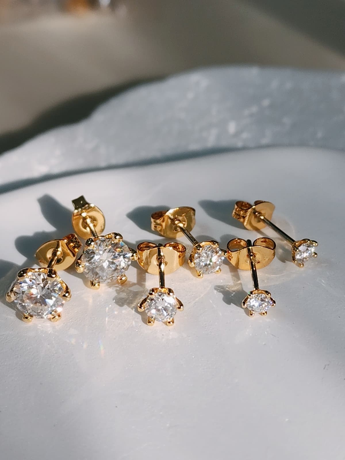 GRA Moissanite Diamond Surgical Steel 6-Prong Earrings - 이미지 8